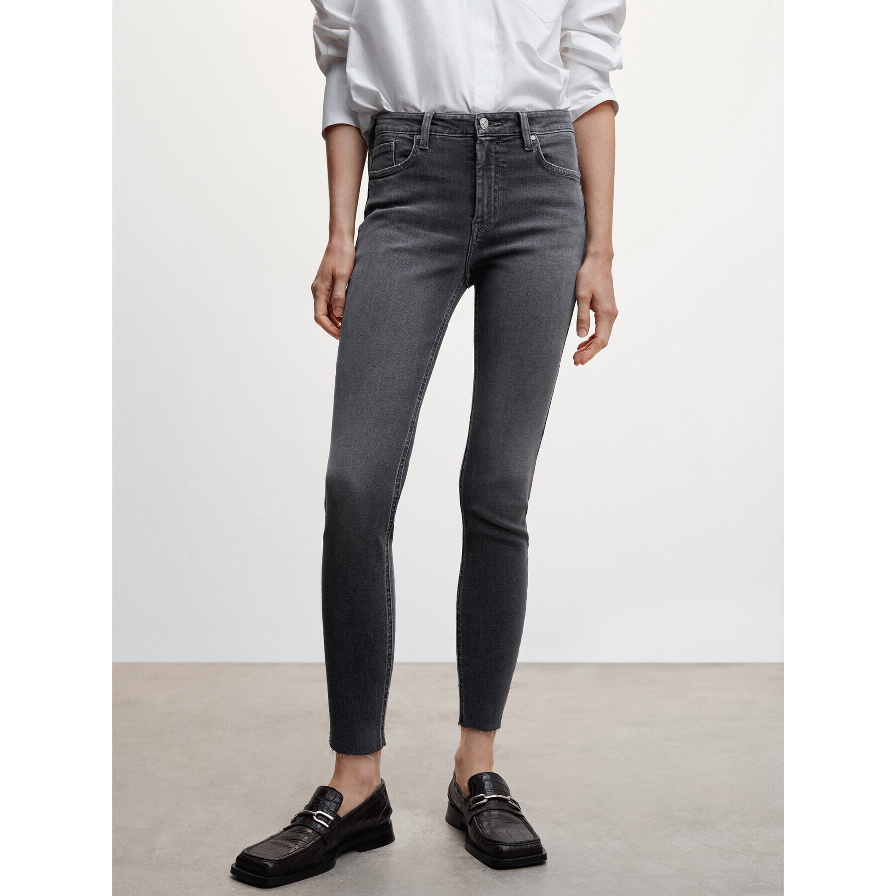 Mango Farmer Isa 47010168 Szürke Skinny Fit - Pepit.hu