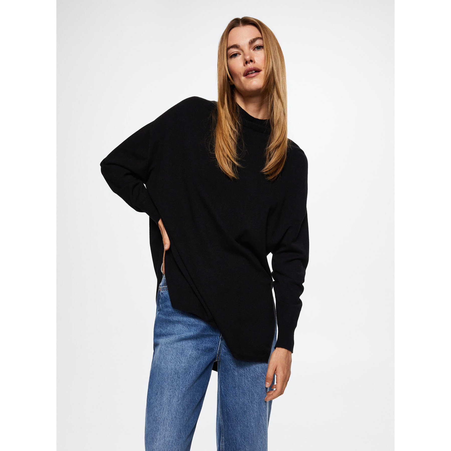 Mango Sweater Vieira 37065940 Fekete Oversize - Pepit.hu