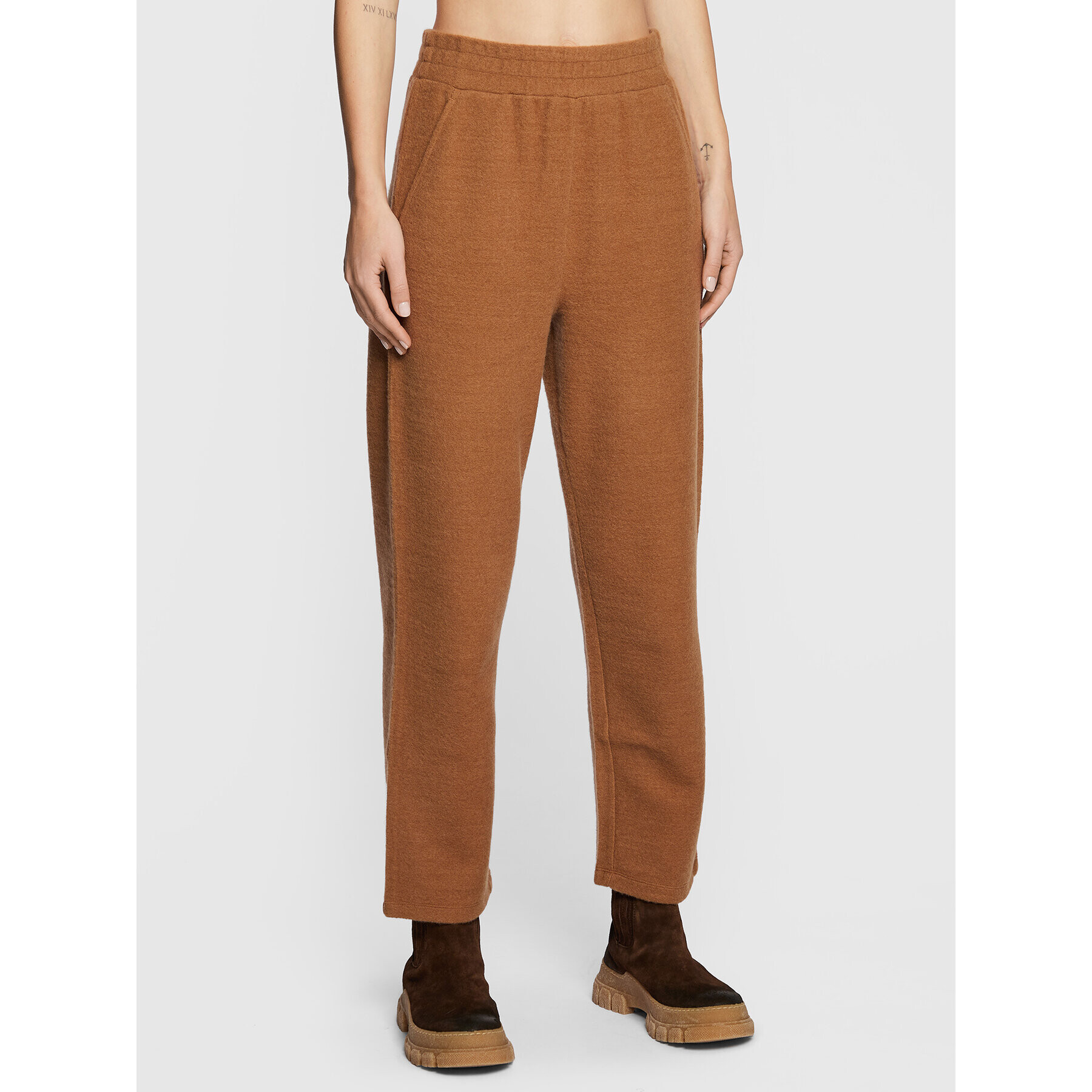 Max Mara Leisure Kötött nadrág Beira 37861526 Barna Regular Fit - Pepit.hu