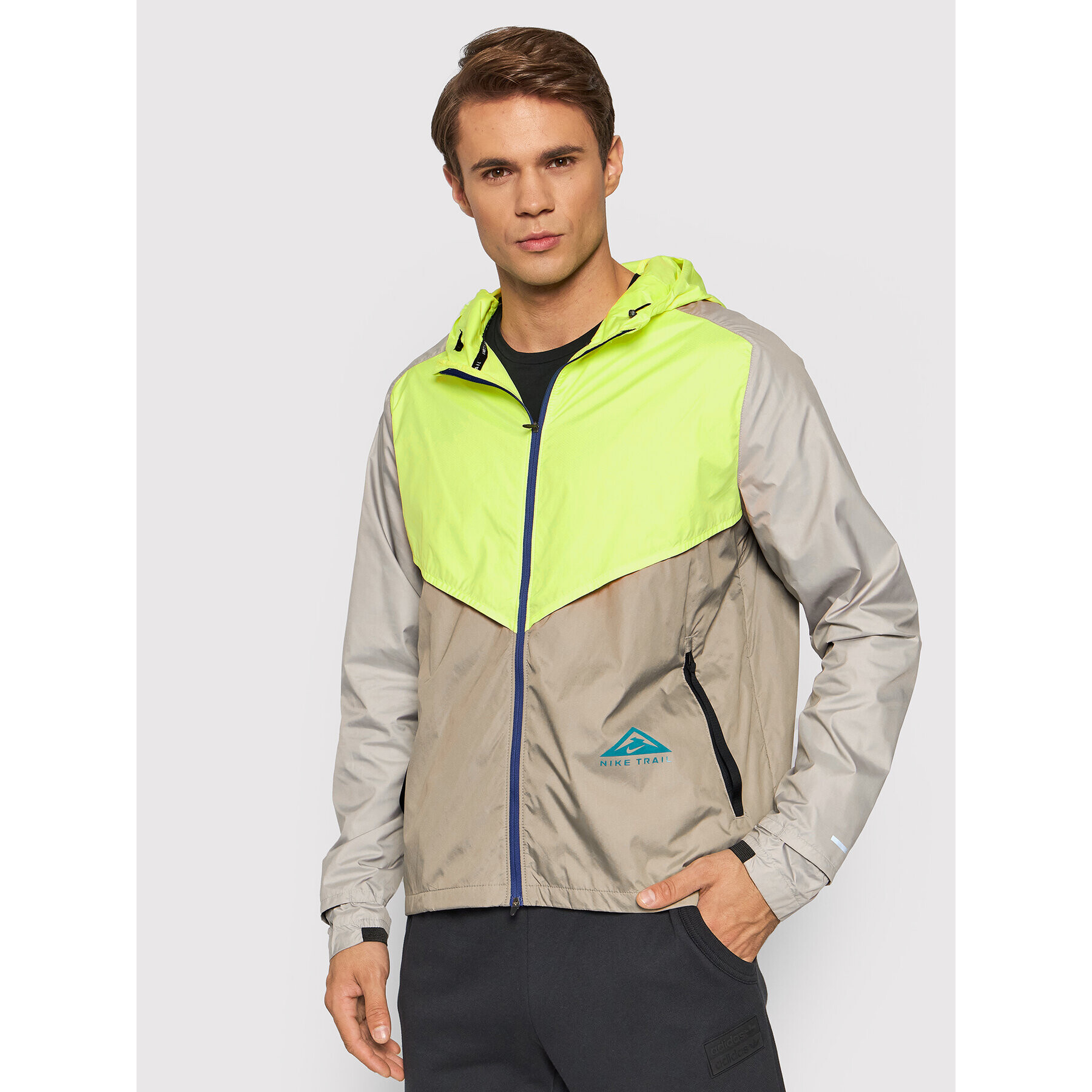 Nike Futókabát Windrunner CZ9054 Bézs Standard Fit - Pepit.hu