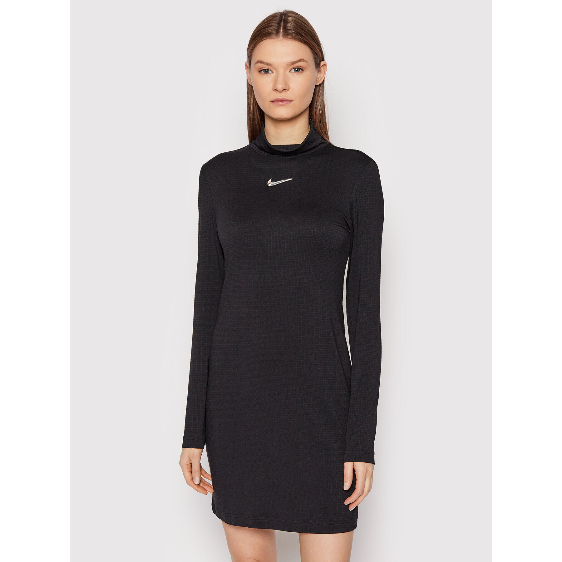 Nike Hétköznapi ruha Swoosh DC5306 Fekete Slim Fit - Pepit.hu