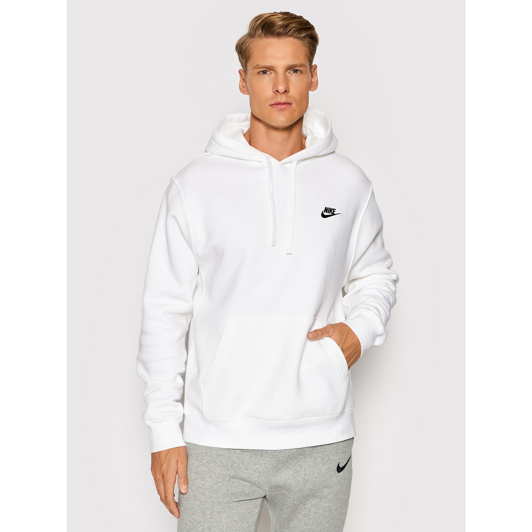 Nike Pulóver Sportswear Club Fleece BV2854 Fehér Standard Fit - Pepit.hu