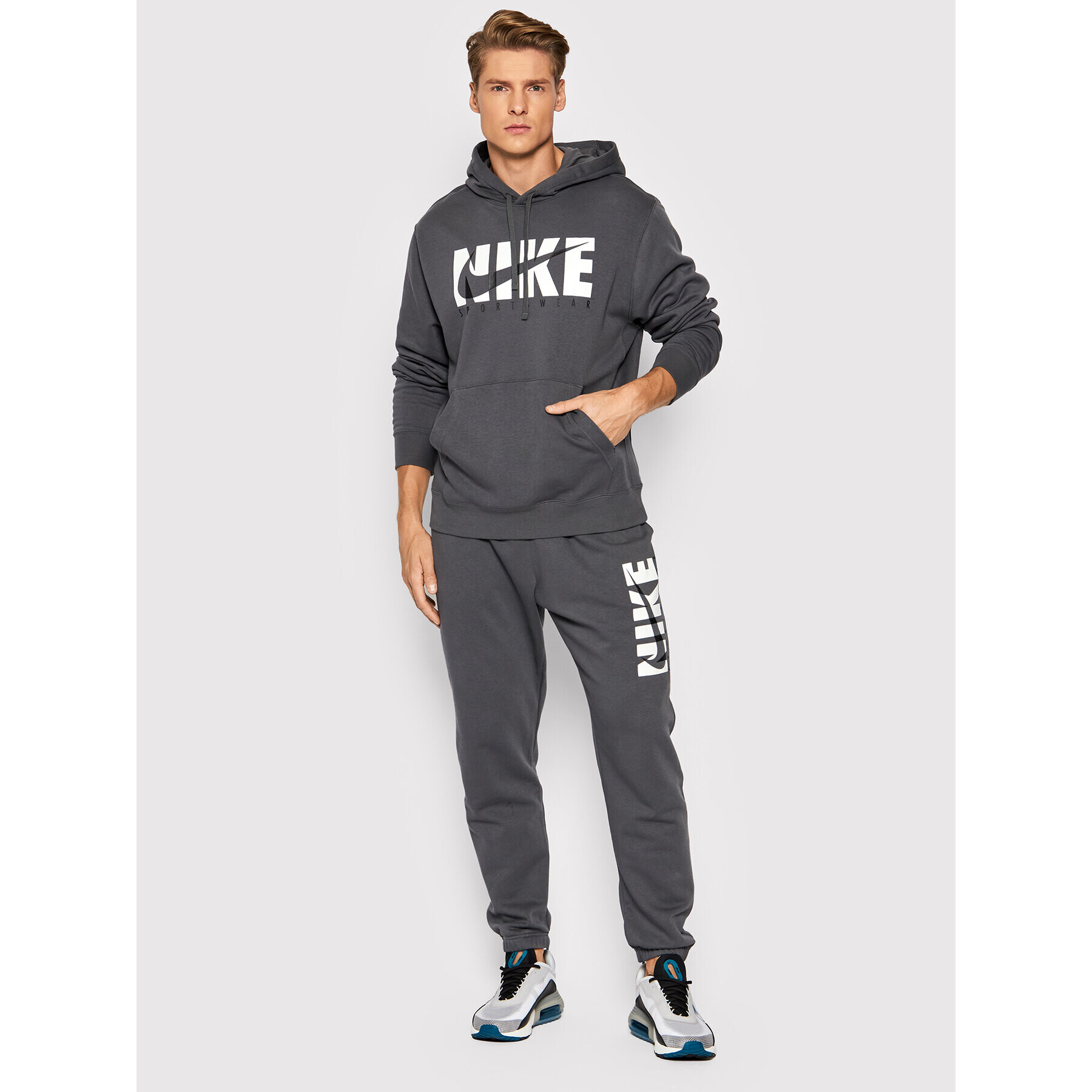 Nike Pulóver Sportswear Graphic DD5242 Szürke Standard Fit - Pepit.hu