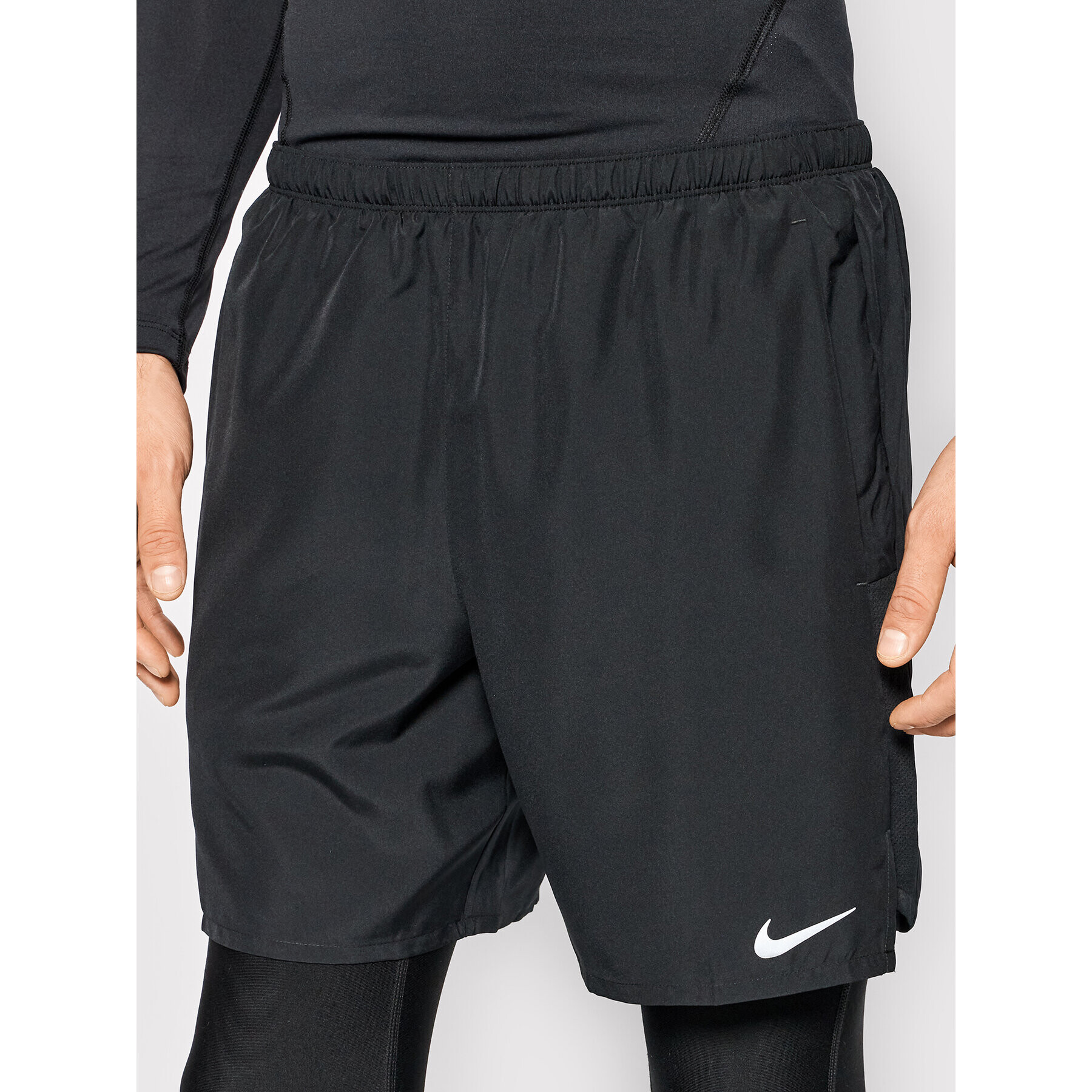 Nike Sport rövidnadrág Challenger CZ9066 Fekete Standard Fit - Pepit.hu