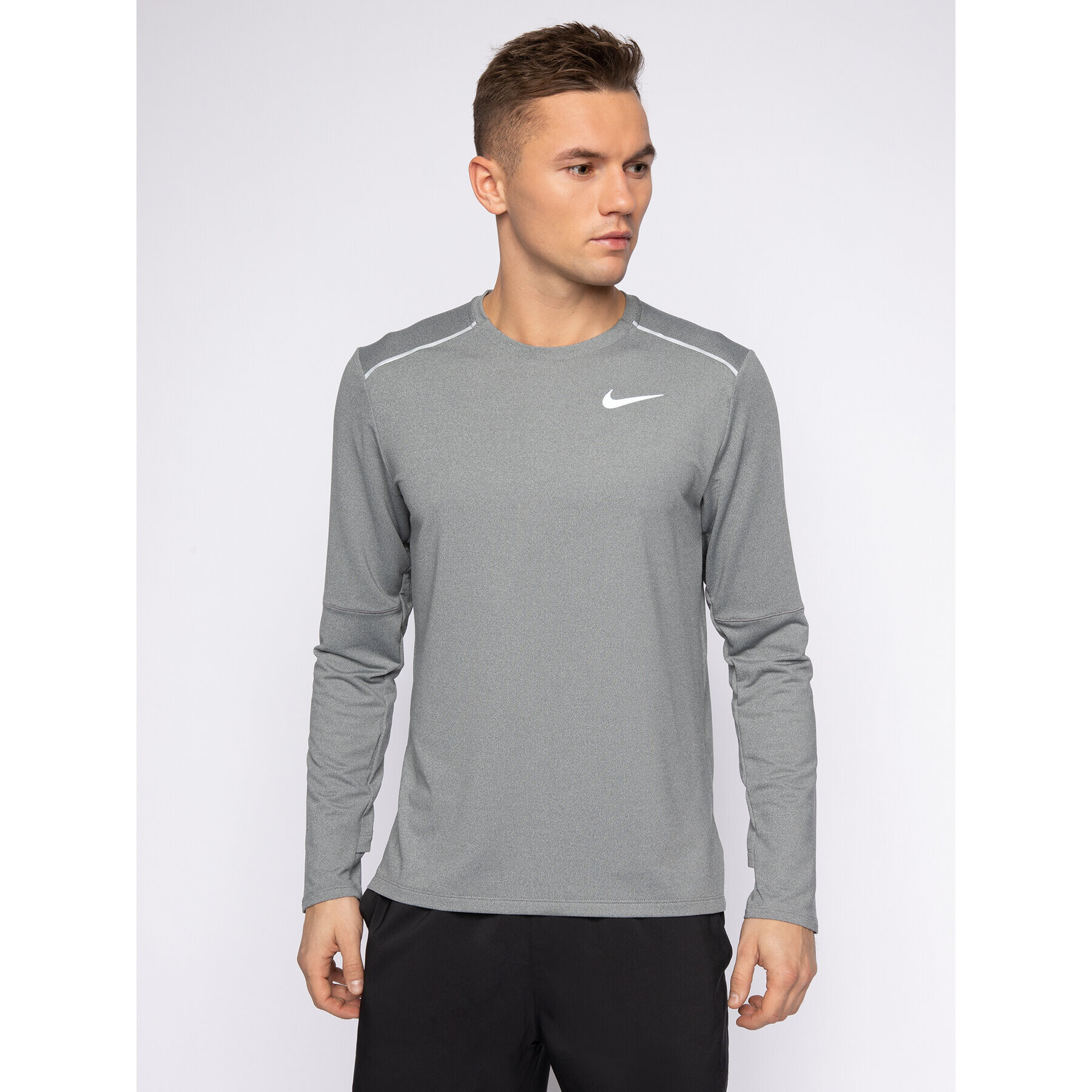 Nike Technikai póló 3.0 BV4717 Szürke Standard Fit - Pepit.hu