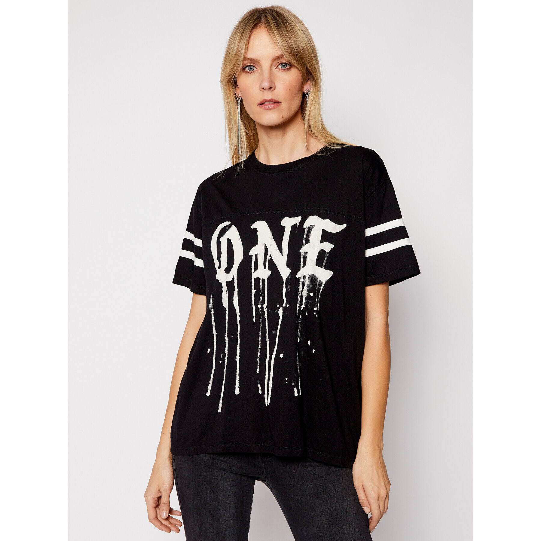 One Teaspoon Póló Sports Stripe Tee 23899 Fekete Boyfriend Fit - Pepit.hu