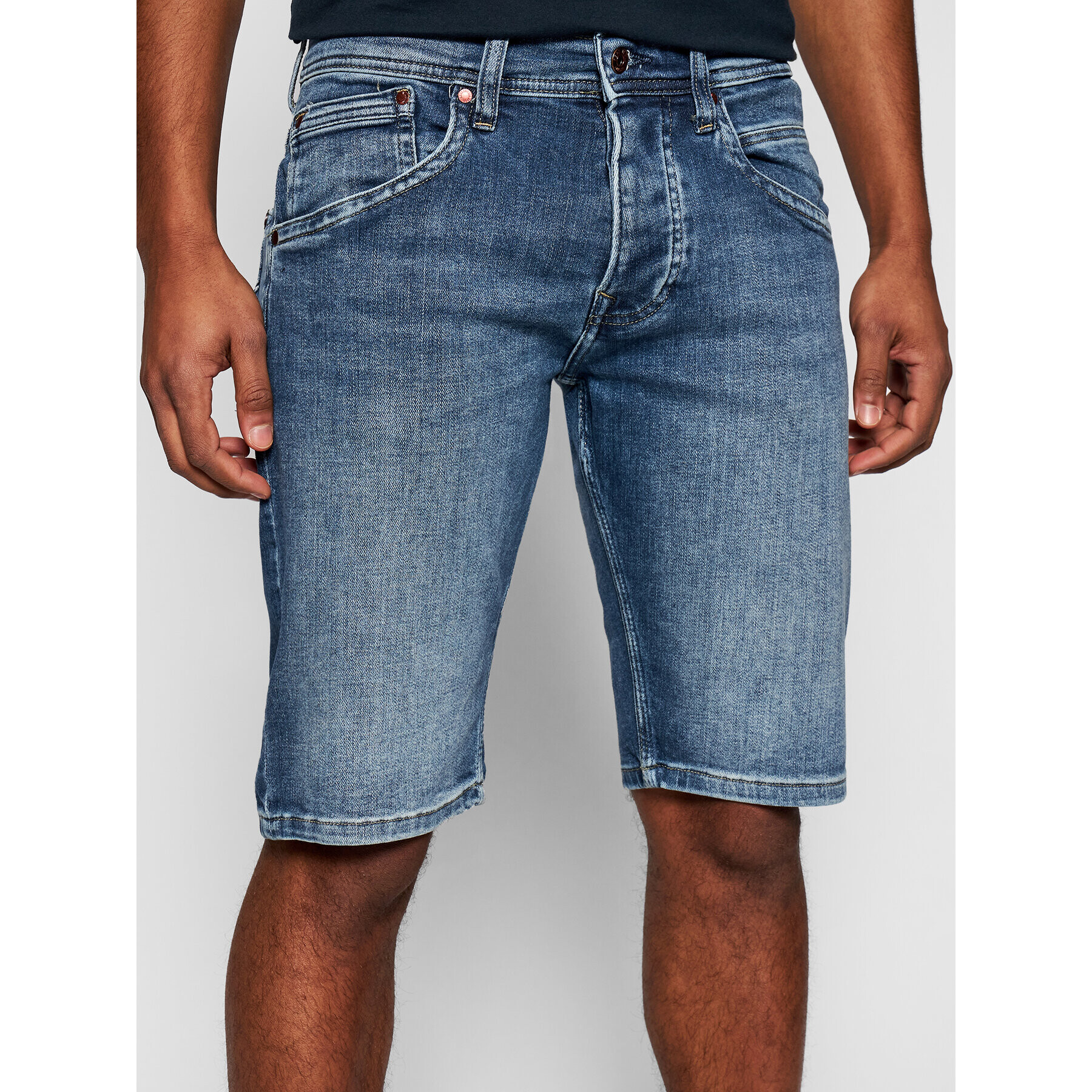 Pepe Jeans Farmer rövidnadrág Track PM800487 Sötétkék Regular Fit - Pepit.hu