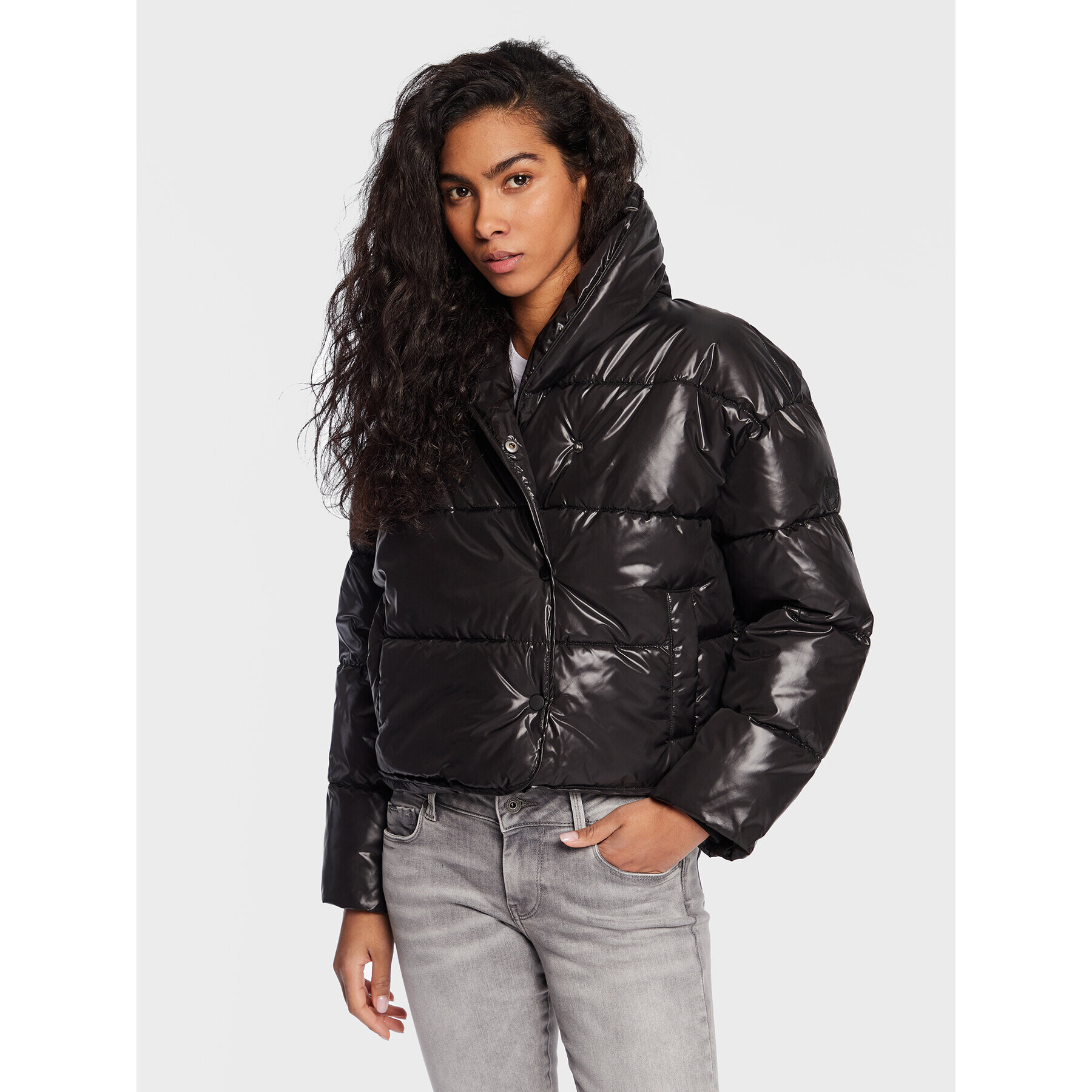 Pepe Jeans Pehelykabát Rain PL402142 Fekete Regular Fit - Pepit.hu