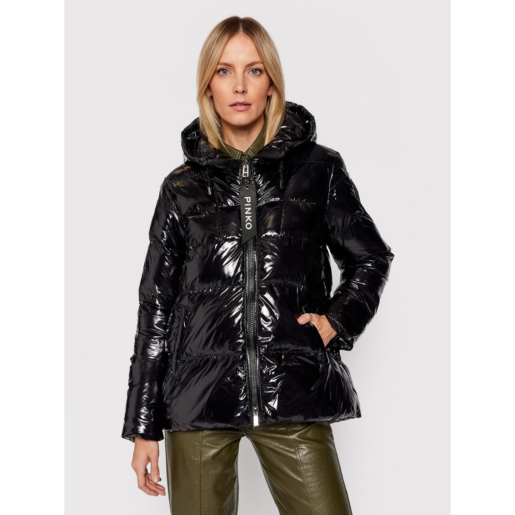 Pinko Pehelykabát Eleodoro AI 21-22 BLK01 1G16NF Y767 Fekete Regular Fit - Pepit.hu