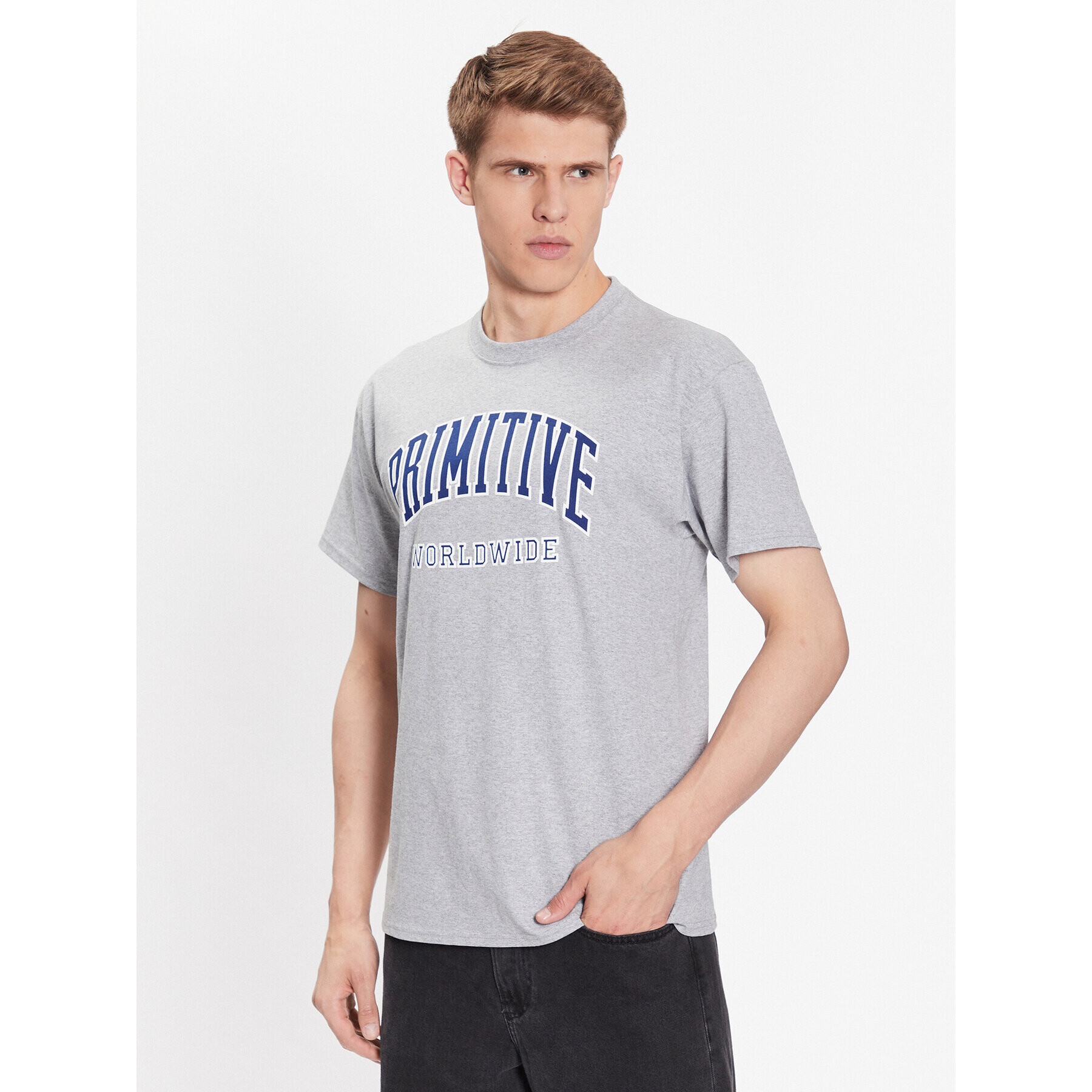 Primitive Póló Collegiate Worldwide PAPSP2312 Szürke Regular Fit - Pepit.hu