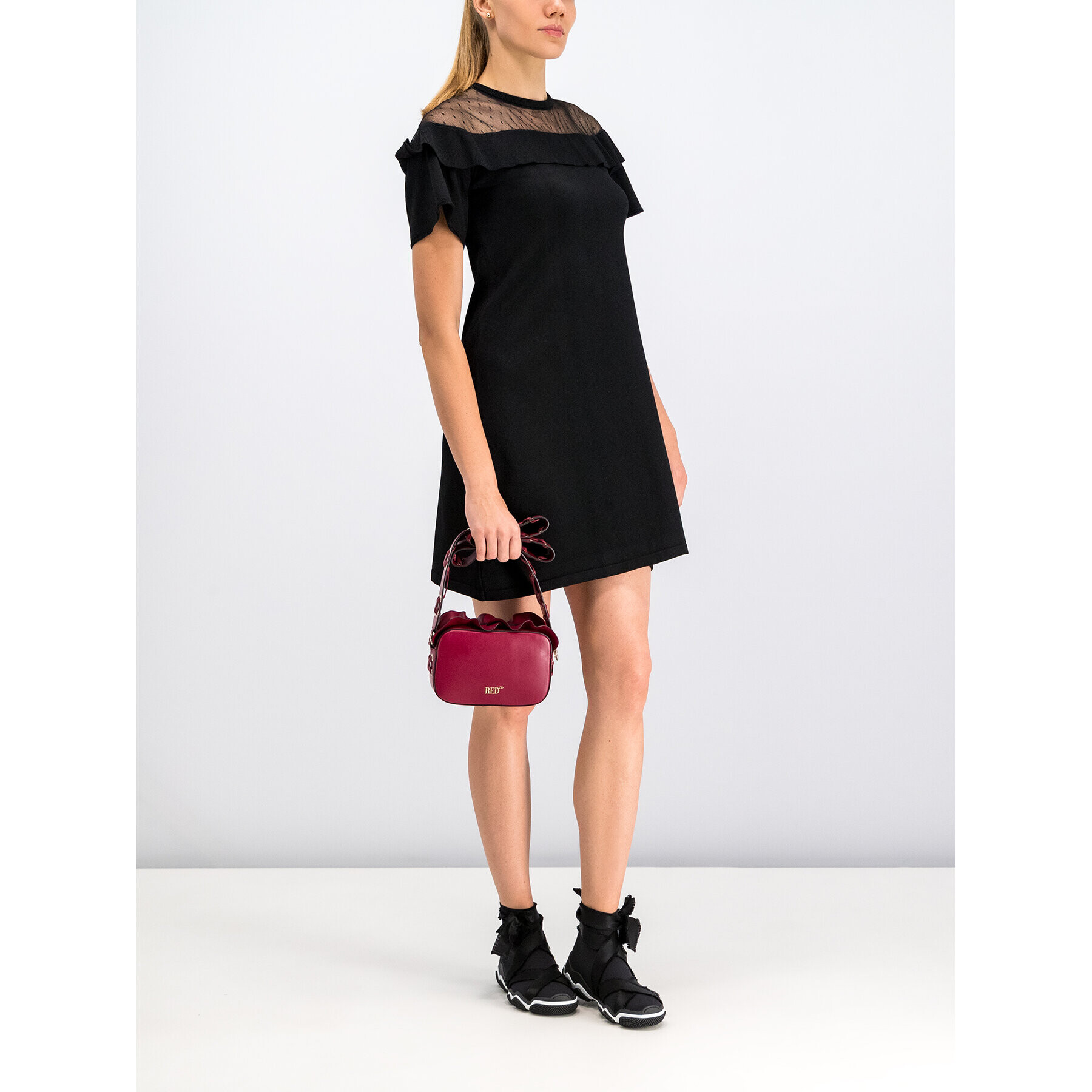 Red Valentino Kötött ruha SR3KDA73 Fekete Regular Fit - Pepit.hu