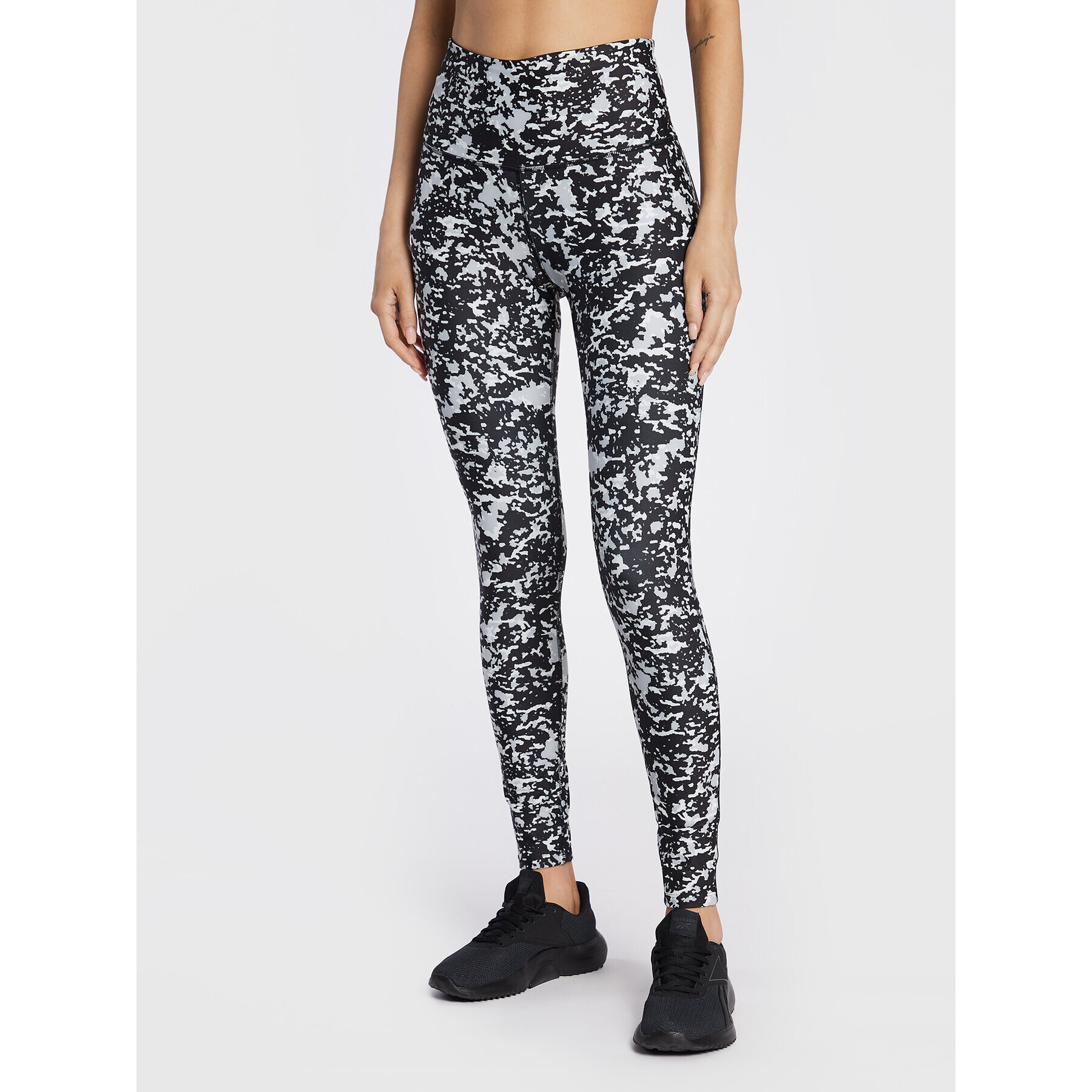 Reebok Leggings Modern Safari HM1332 Fekete Slim Fit - Pepit.hu