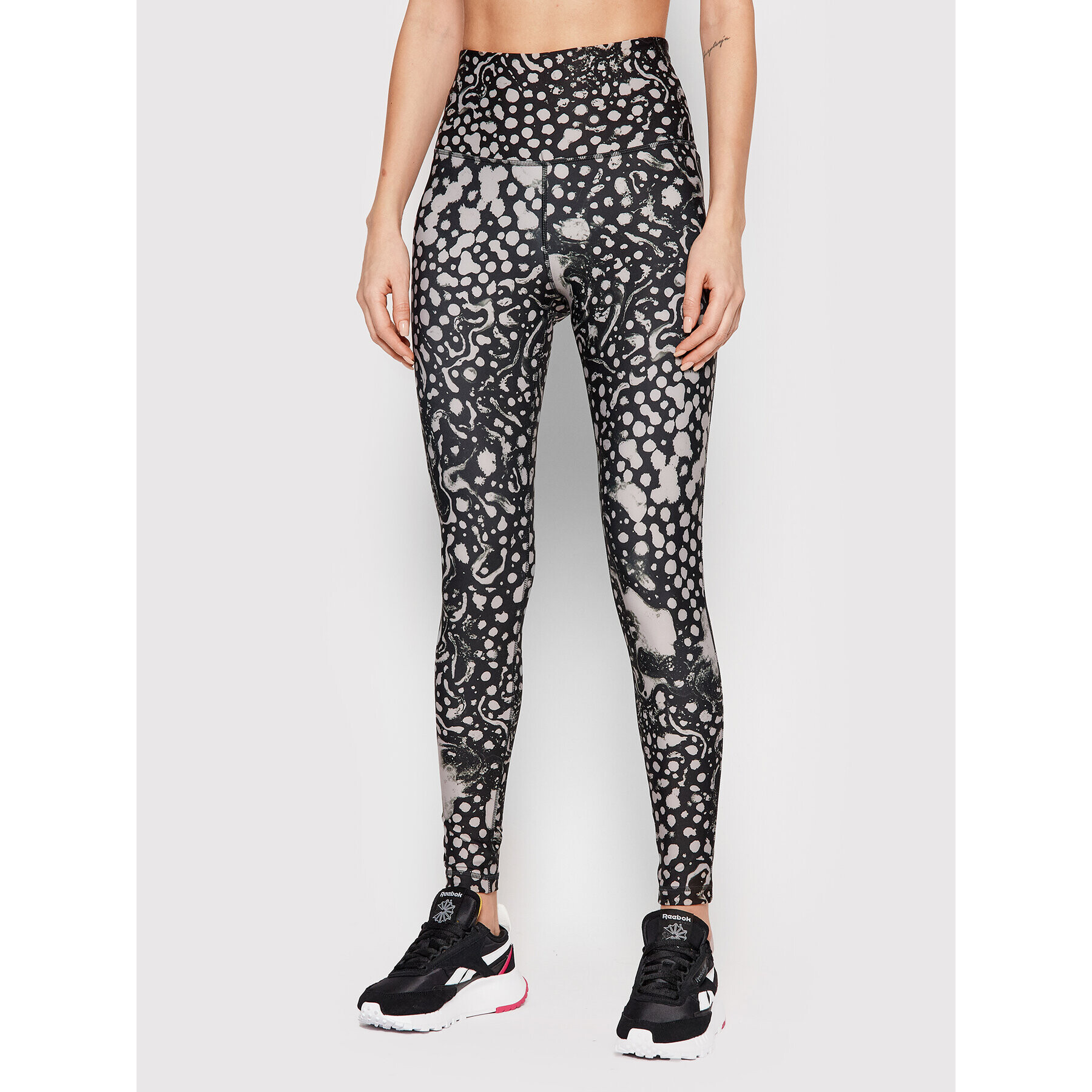 Reebok Leggings Studio Lux HR 2.0 Modern Safari H56392 Fekete Slim Fit - Pepit.hu