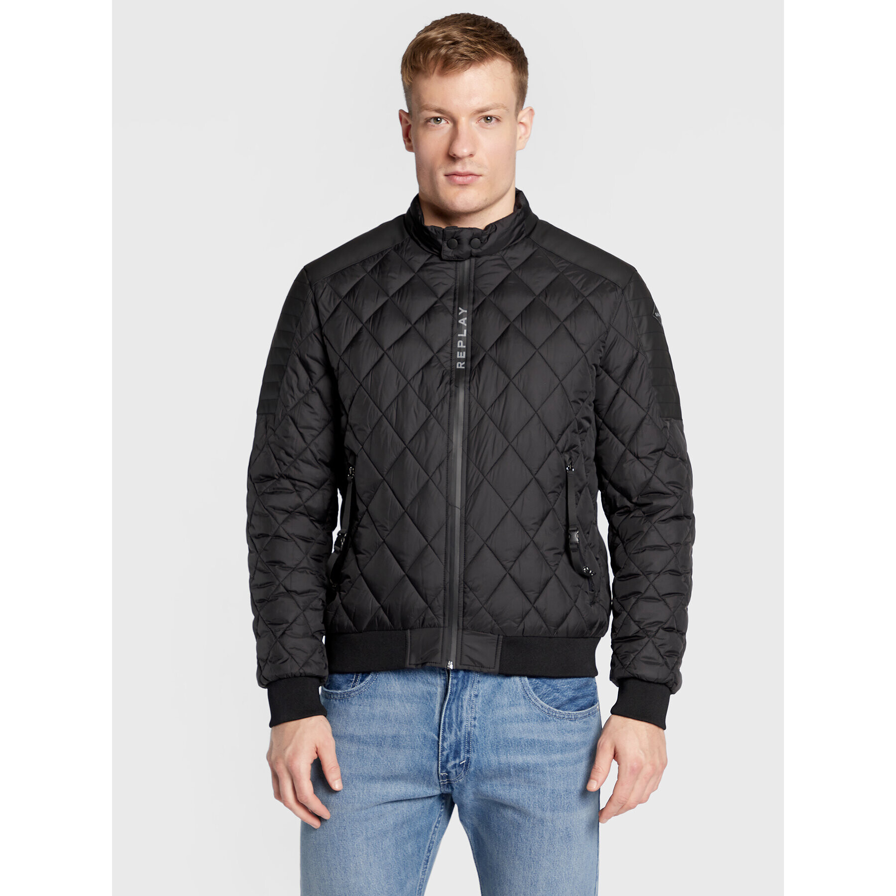 Replay Bomber dzseki M8265.000.84440 Fekete Regular Fit - Pepit.hu