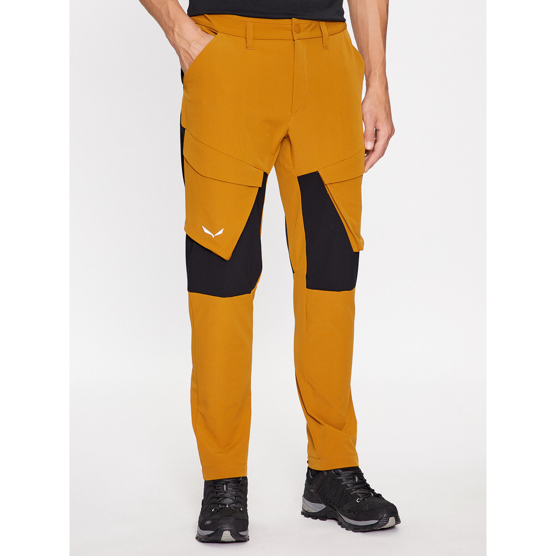 Salewa Szövet nadrág Puez Dst 00-0000028482 Barna Regular Fit - Pepit.hu