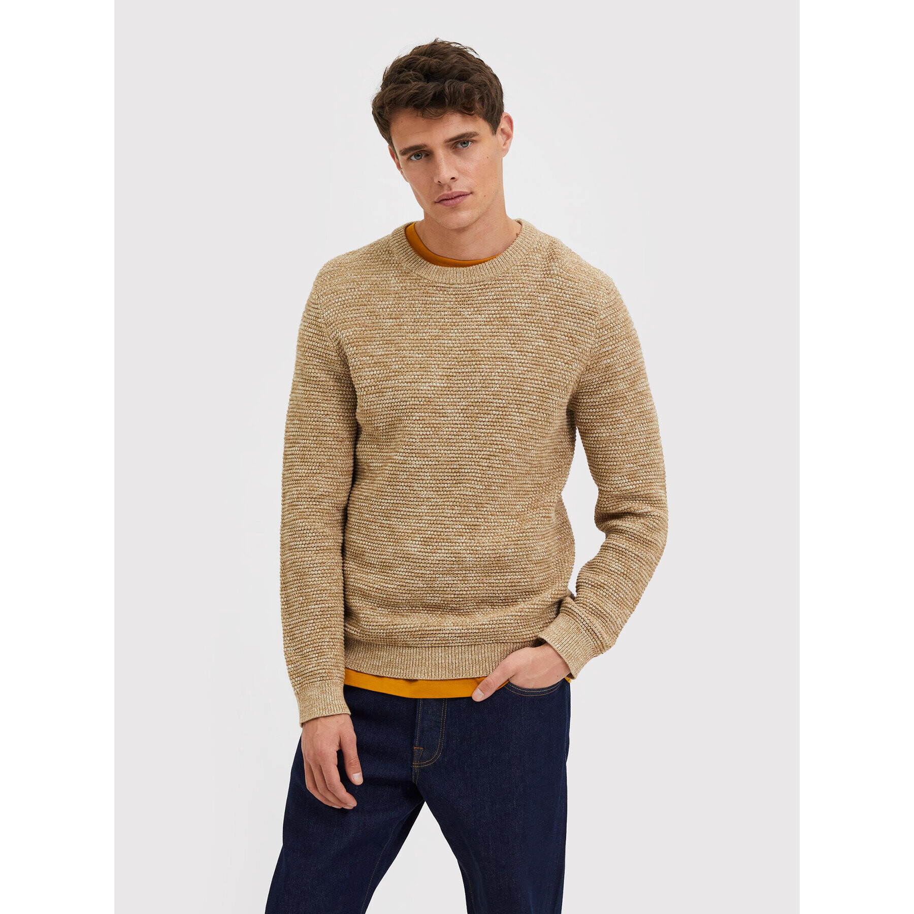 Selected Homme Sweater Vince 16059390 Barna Regular Fit - Pepit.hu