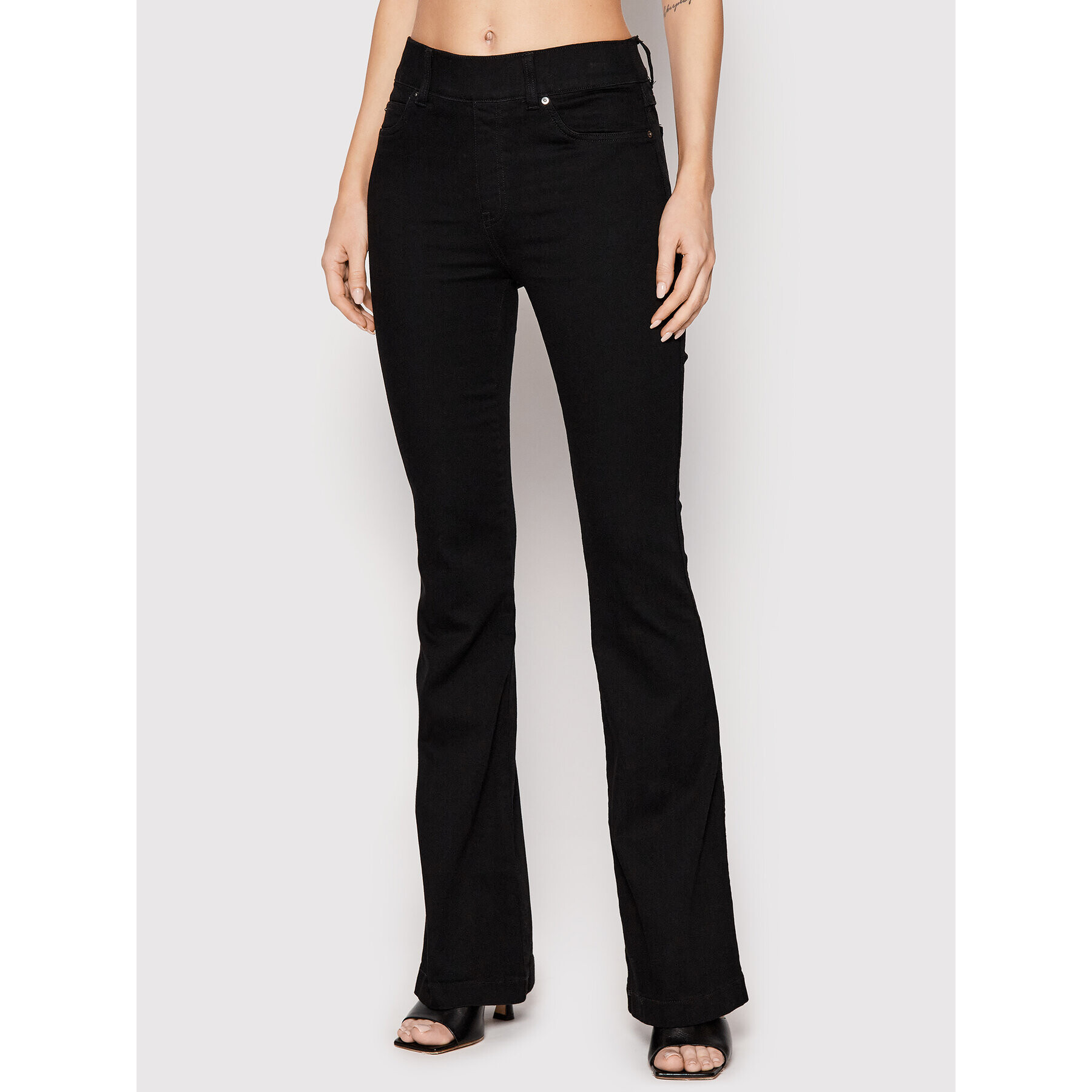 SPANX Farmer Flare 20326R Fekete Skinny Fit - Pepit.hu