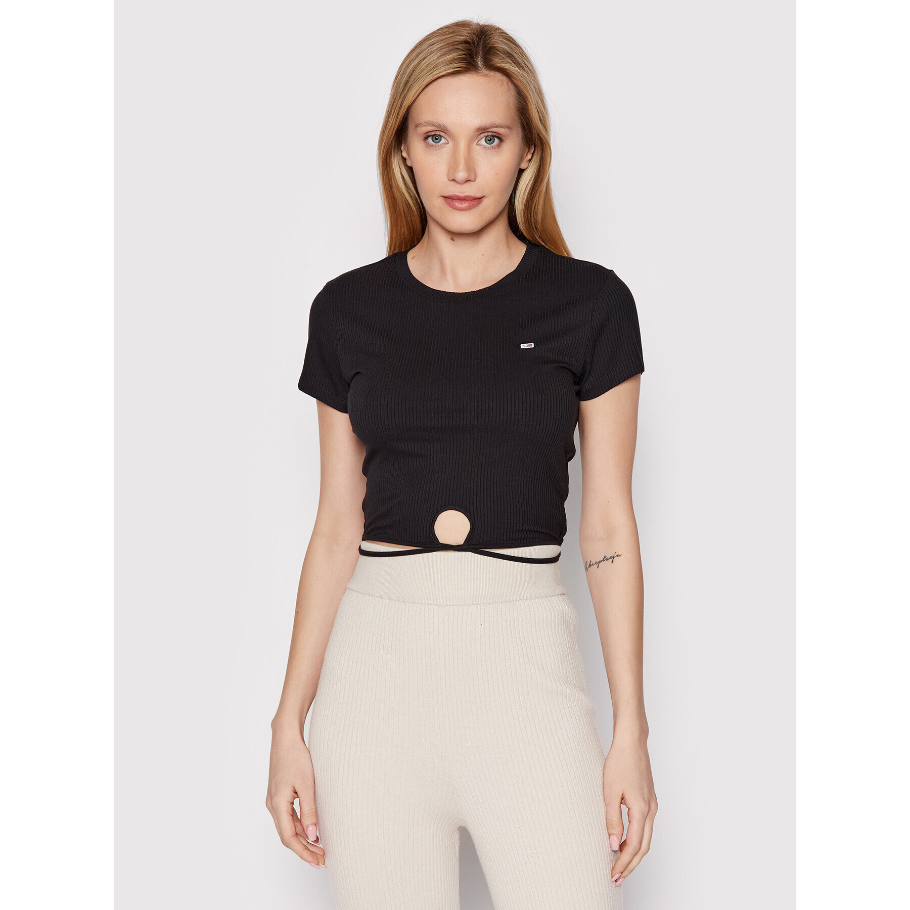 Tommy Hilfiger Blúz Crop Strap DW0DW12603 Fekete Regular Fit - Pepit.hu