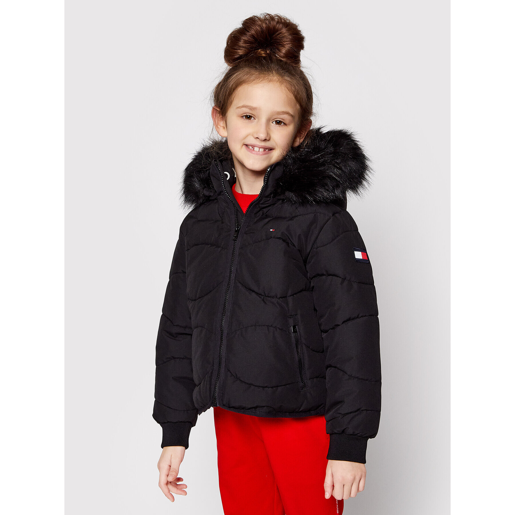 Tommy Hilfiger Pehelykabát Tonal Fur KG0KG05970 M Fekete Regular Fit - Pepit.hu