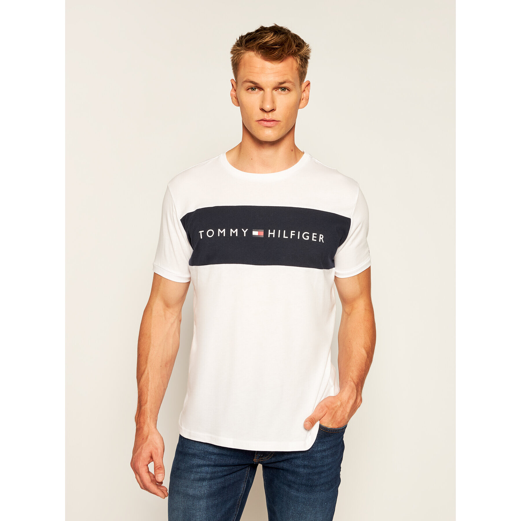 Tommy Hilfiger Póló Logo Flag UM0UM01170 Fehér Regular Fit - Pepit.hu