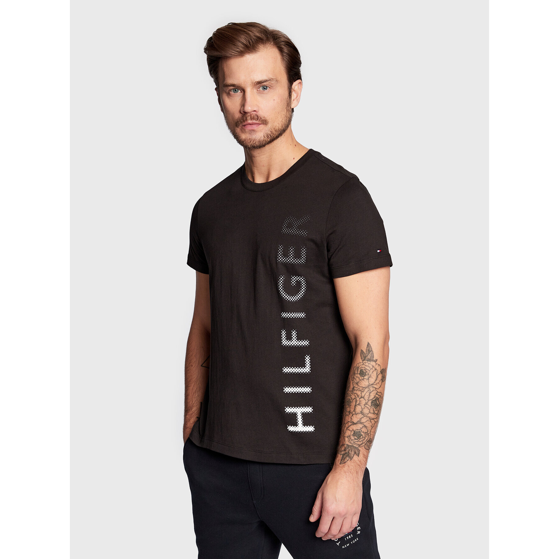 Tommy Hilfiger Póló Vertical MW0MW29668 Fekete Slim Fit - Pepit.hu