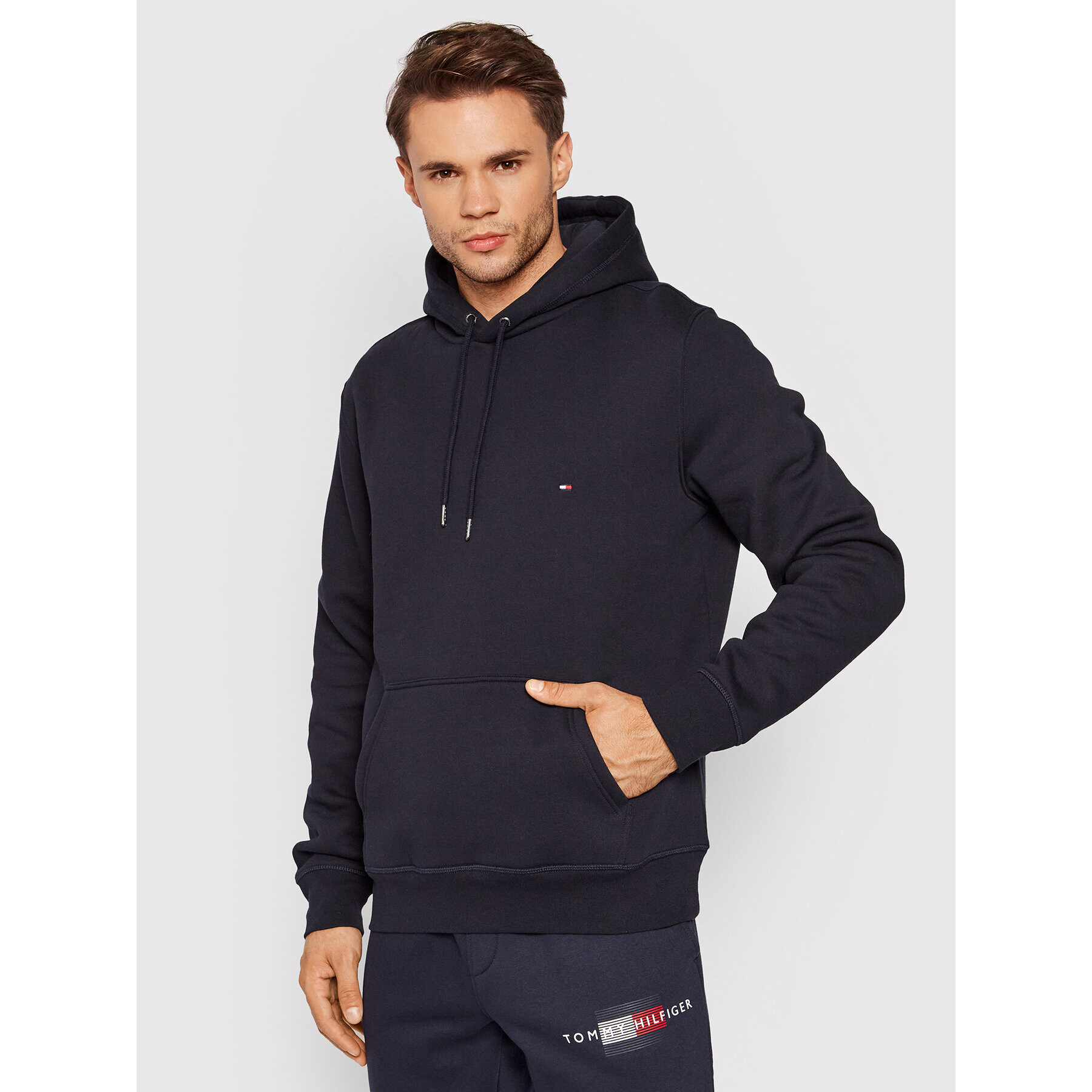 Tommy Hilfiger Pulóver Basic Flag MW0MW17022 Sötétkék Regular Fit - Pepit.hu