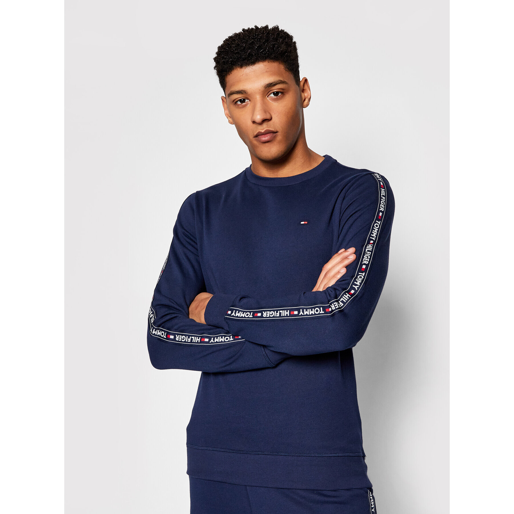 Tommy Hilfiger Pulóver Track UM0UM00705 Sötétkék Regular Fit - Pepit.hu