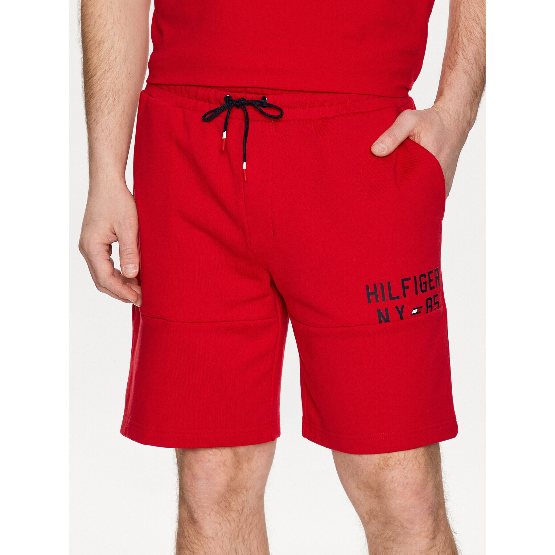 Tommy Hilfiger Sport rövidnadrág Graphic MW0MW30413 Piros Regular Fit - Pepit.hu