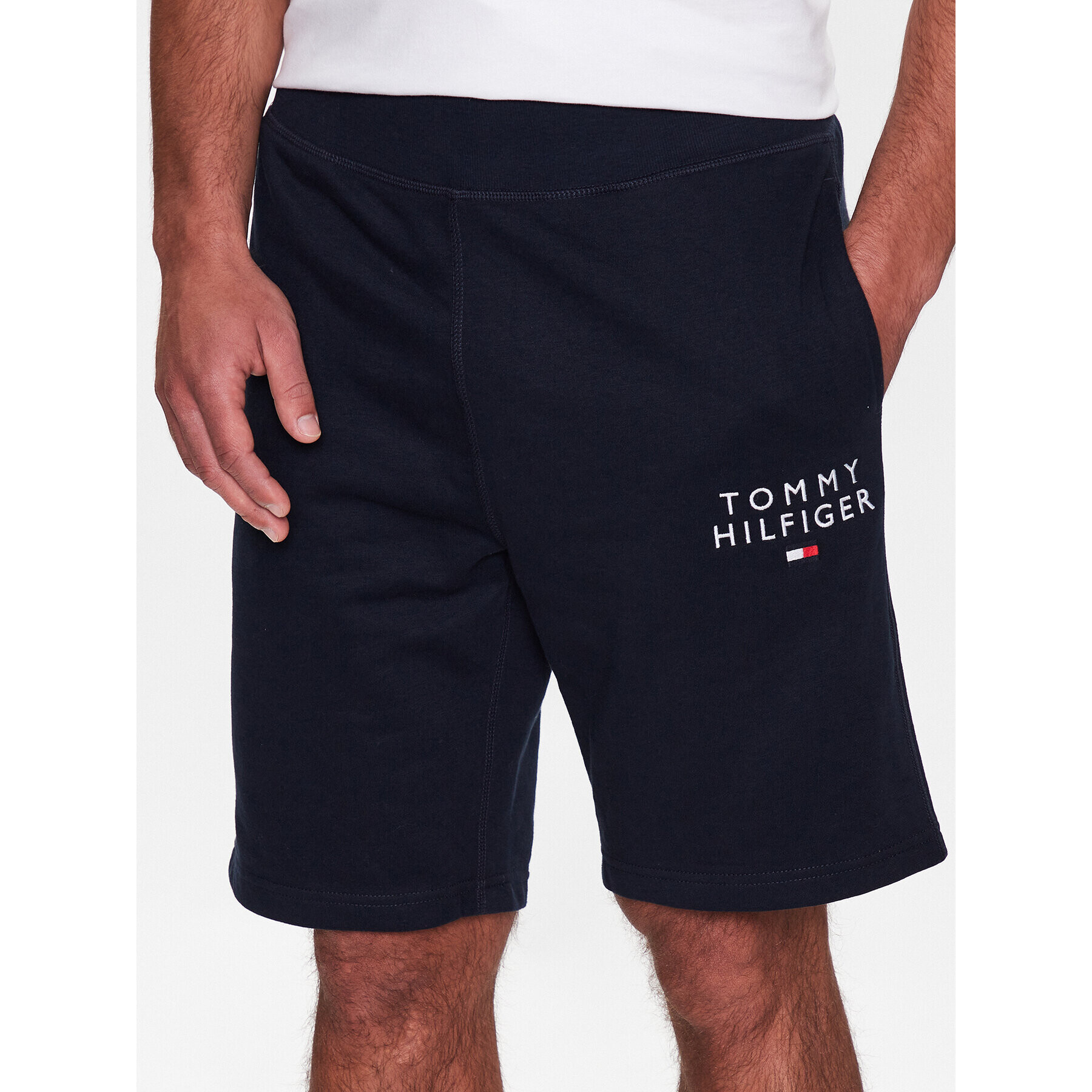 Tommy Hilfiger Sport rövidnadrág UM0UM02881 Sötétkék Regular Fit - Pepit.hu