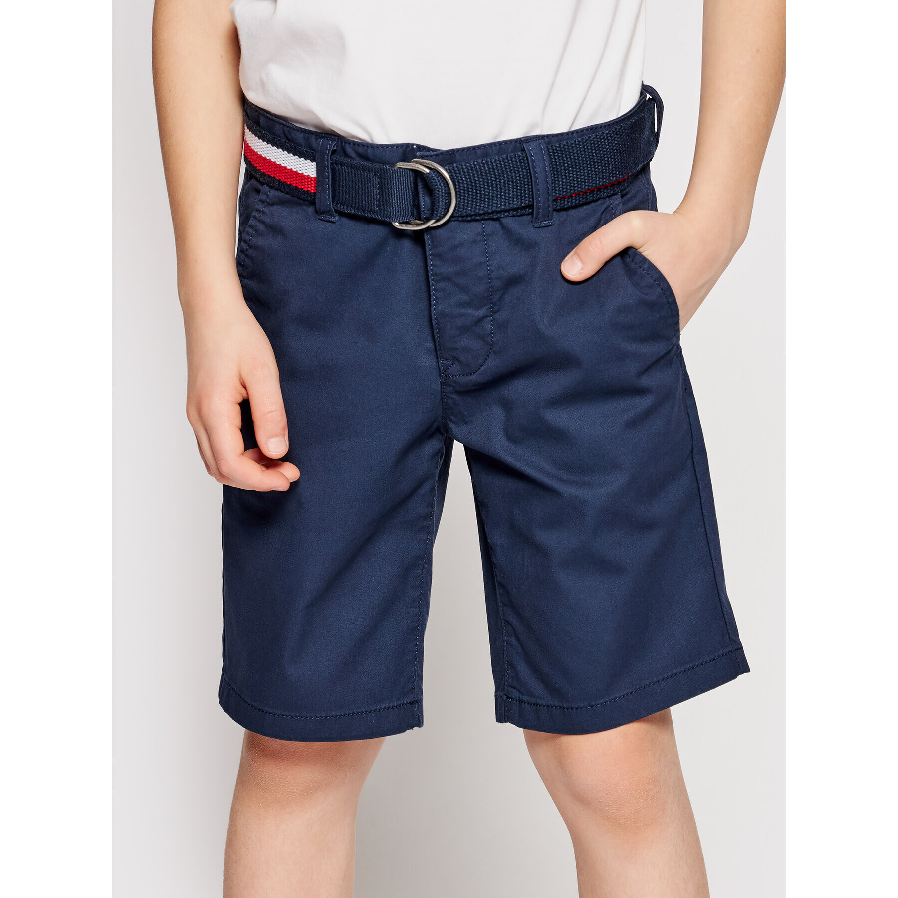 Tommy Hilfiger Szövet rövidnadrág Essential Belted Chino KB0KB05769 D Sötétkék Slim Fit - Pepit.hu