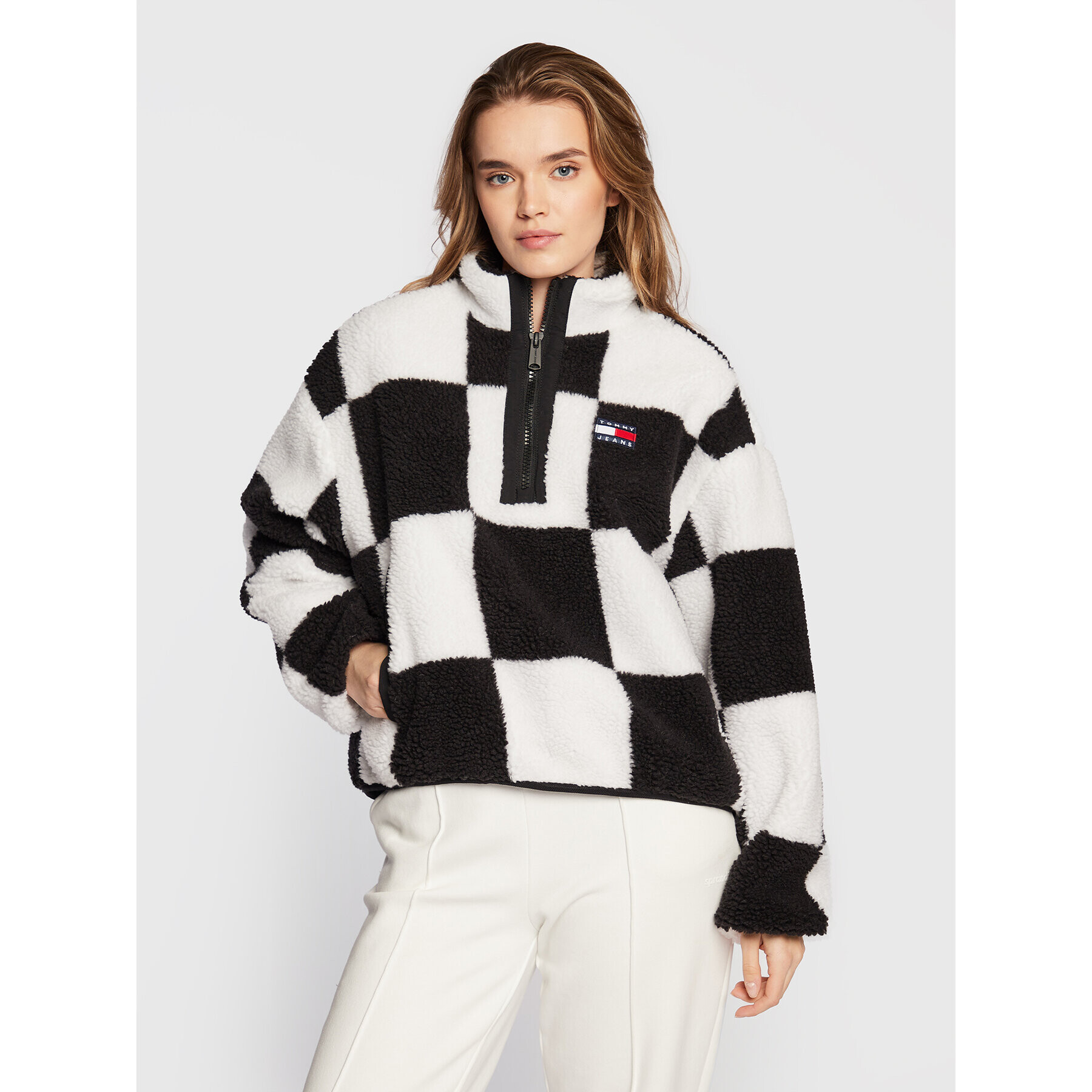 Tommy Jeans Báránybőr kabát Checkerboard DW0DW14305 Fekete Regular Fit - Pepit.hu