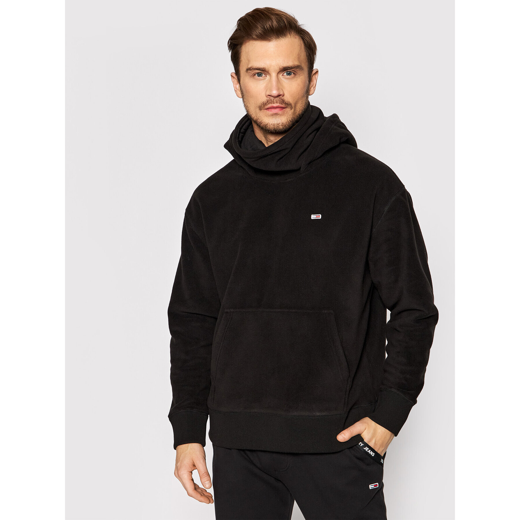 Tommy Jeans Polár kabát Funnel Neck Winter DM0DM12379 Fekete Regular Fit - Pepit.hu