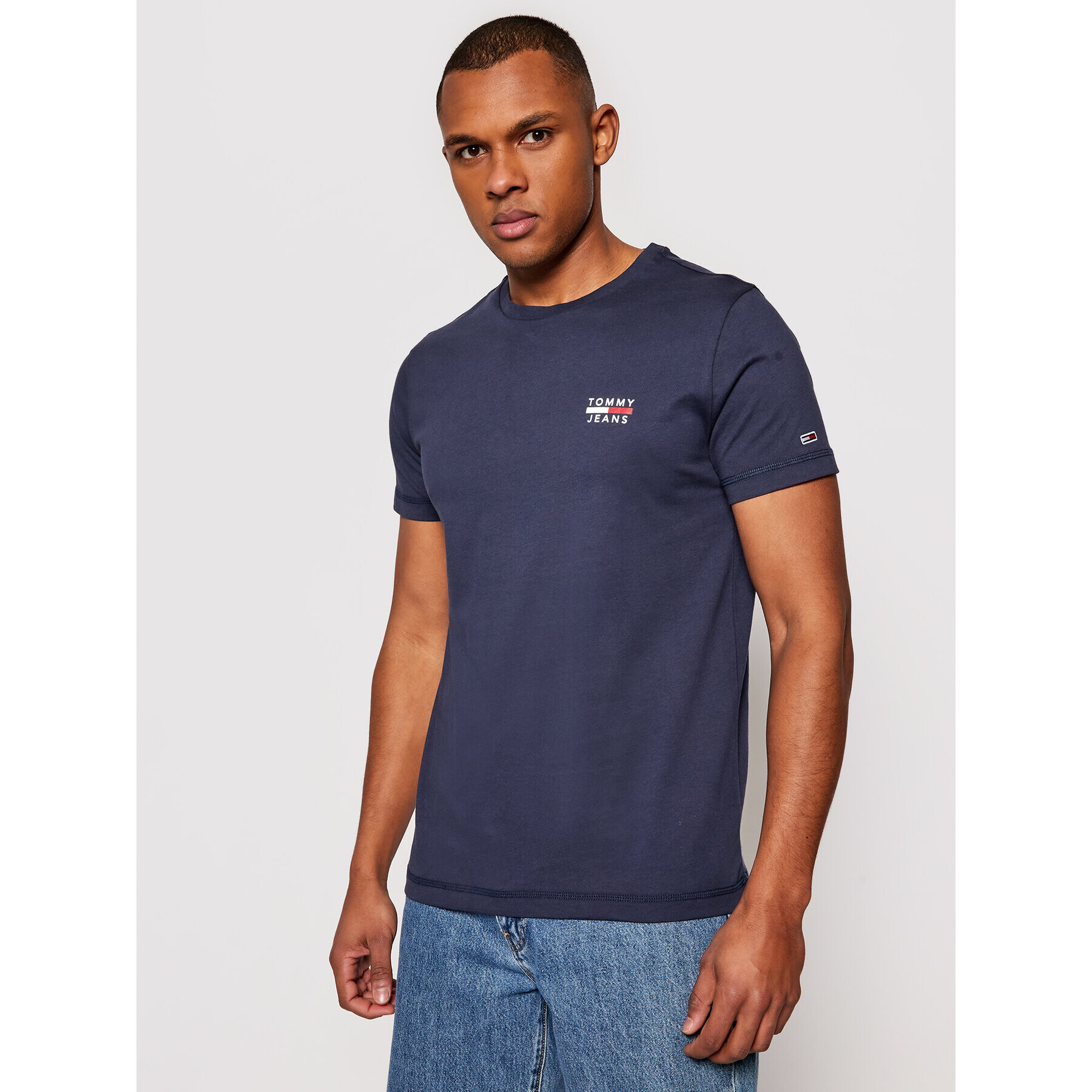 Tommy Jeans Póló Tjm ChestLogo Tee DM0DM10099 Sötétkék Regular Fit - Pepit.hu