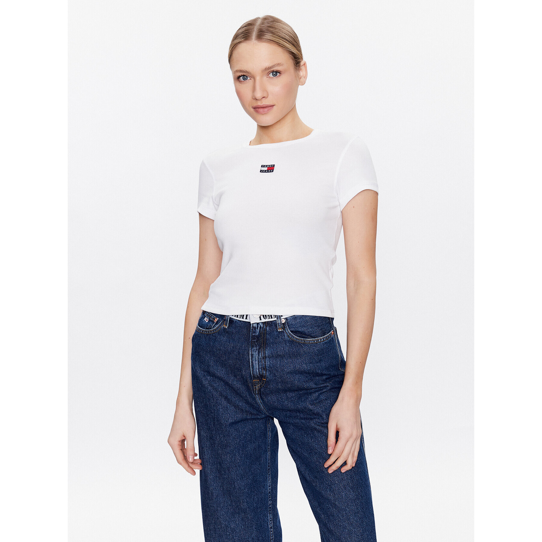 Tommy Jeans Póló Tjw Bby Rib Xs Badge DW0DW15641 Fehér Slim Fit - Pepit.hu