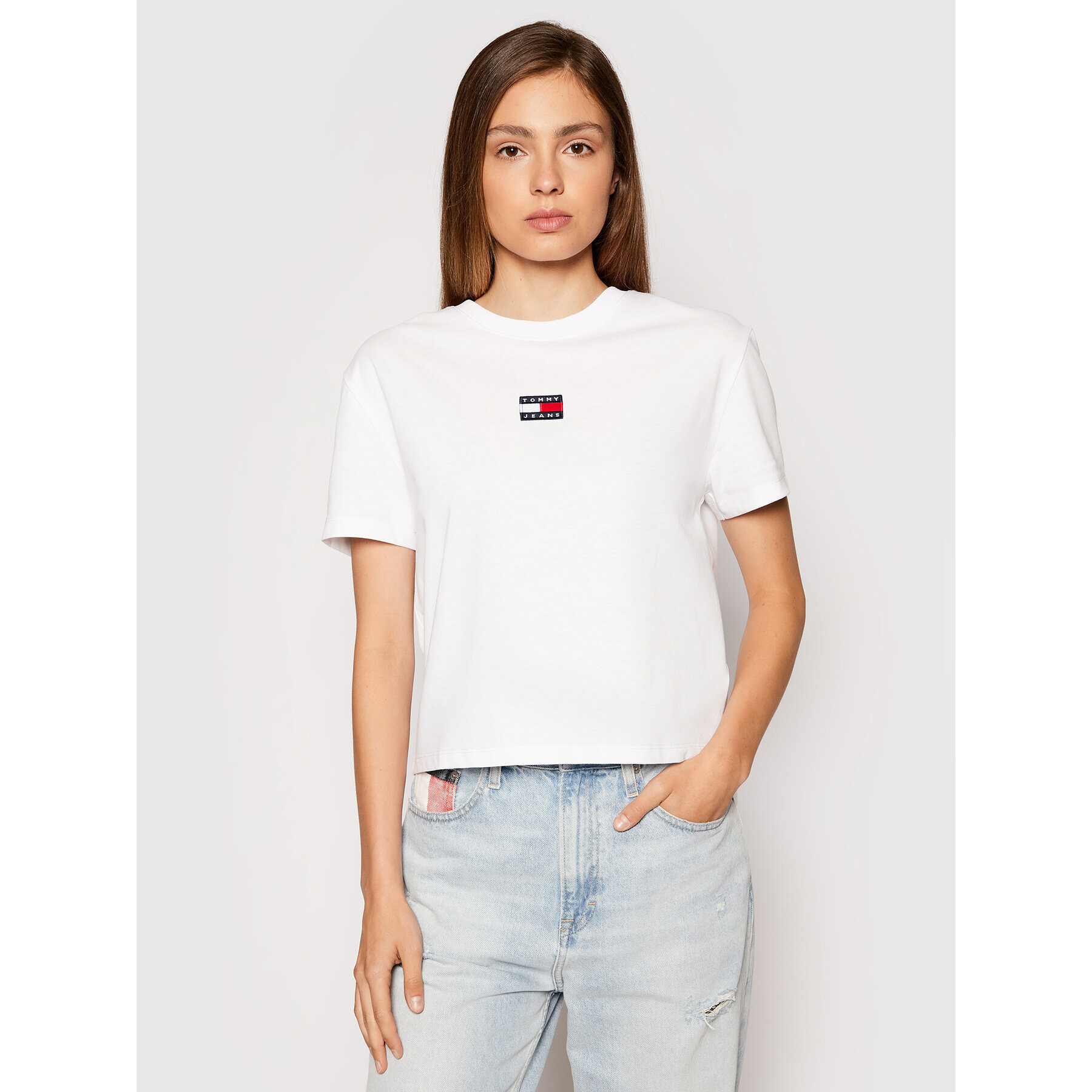 Tommy Jeans Póló Tjw Center Badge DW0DW10404 Fehér Regular Fit - Pepit.hu