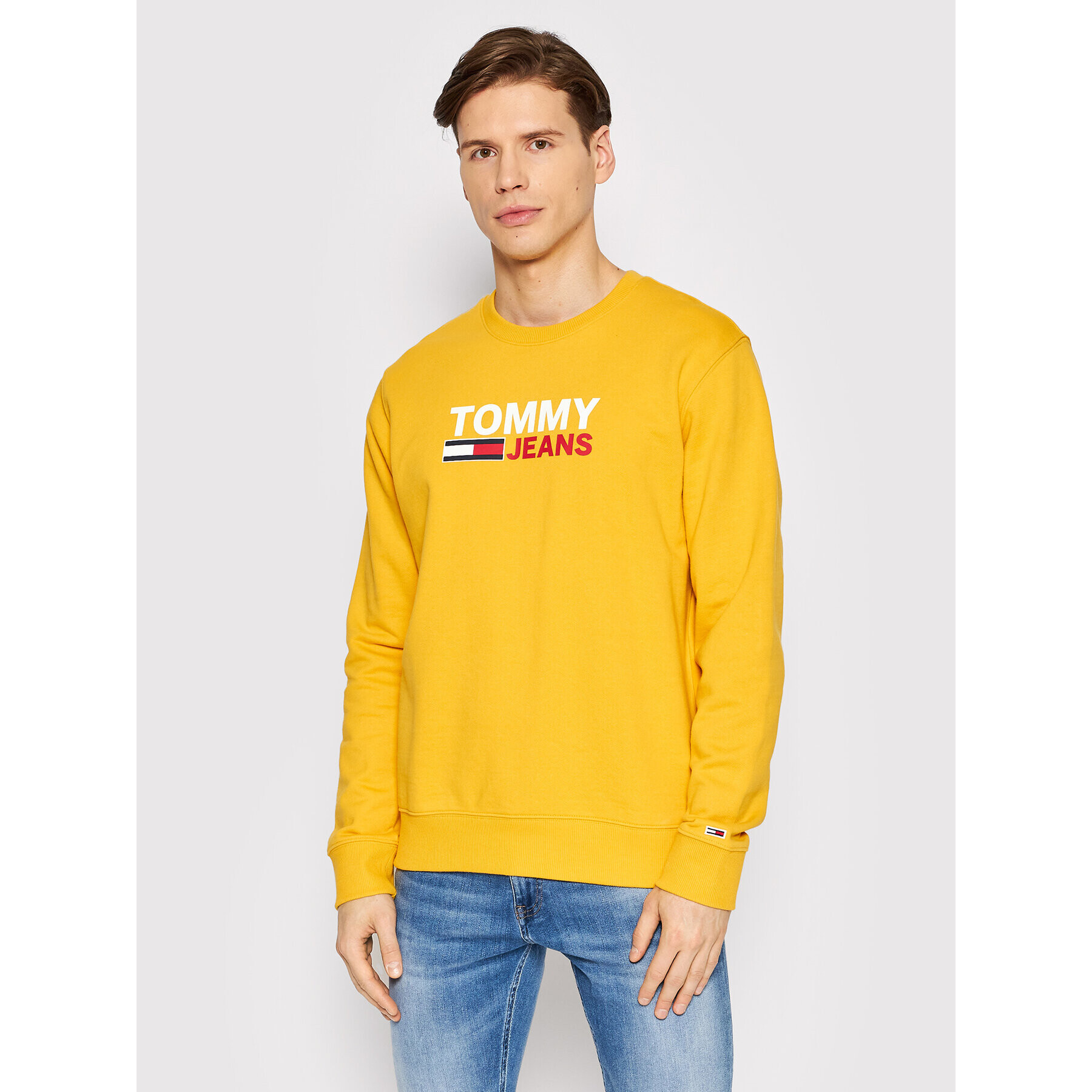 Tommy Jeans Pulóver Corp Logo DM0DM12938 Sárga Regular Fit - Pepit.hu