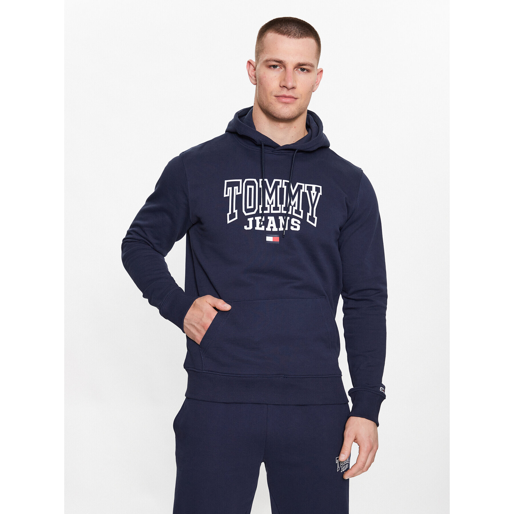 Tommy Jeans Pulóver DM0DM16792 Sötétkék Regular Fit - Pepit.hu