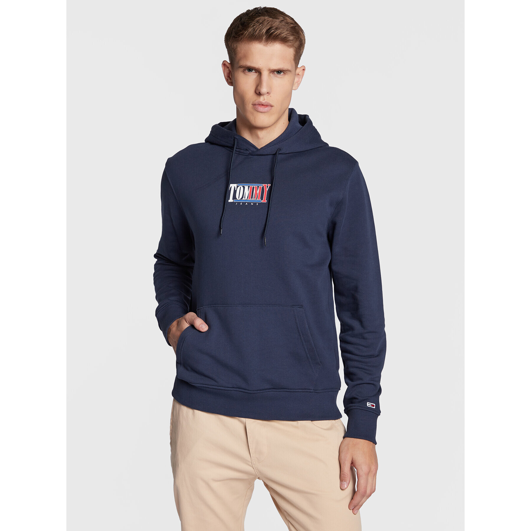 Tommy Jeans Pulóver Essential Graphic DM0DM15006 Sötétkék Regular Fit - Pepit.hu