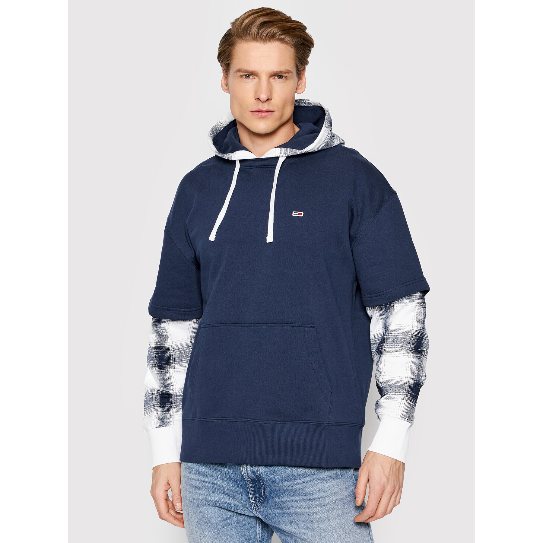 Tommy Jeans Pulóver Layer Check DM0DM12345 Sötétkék Relaxed Fit - Pepit.hu