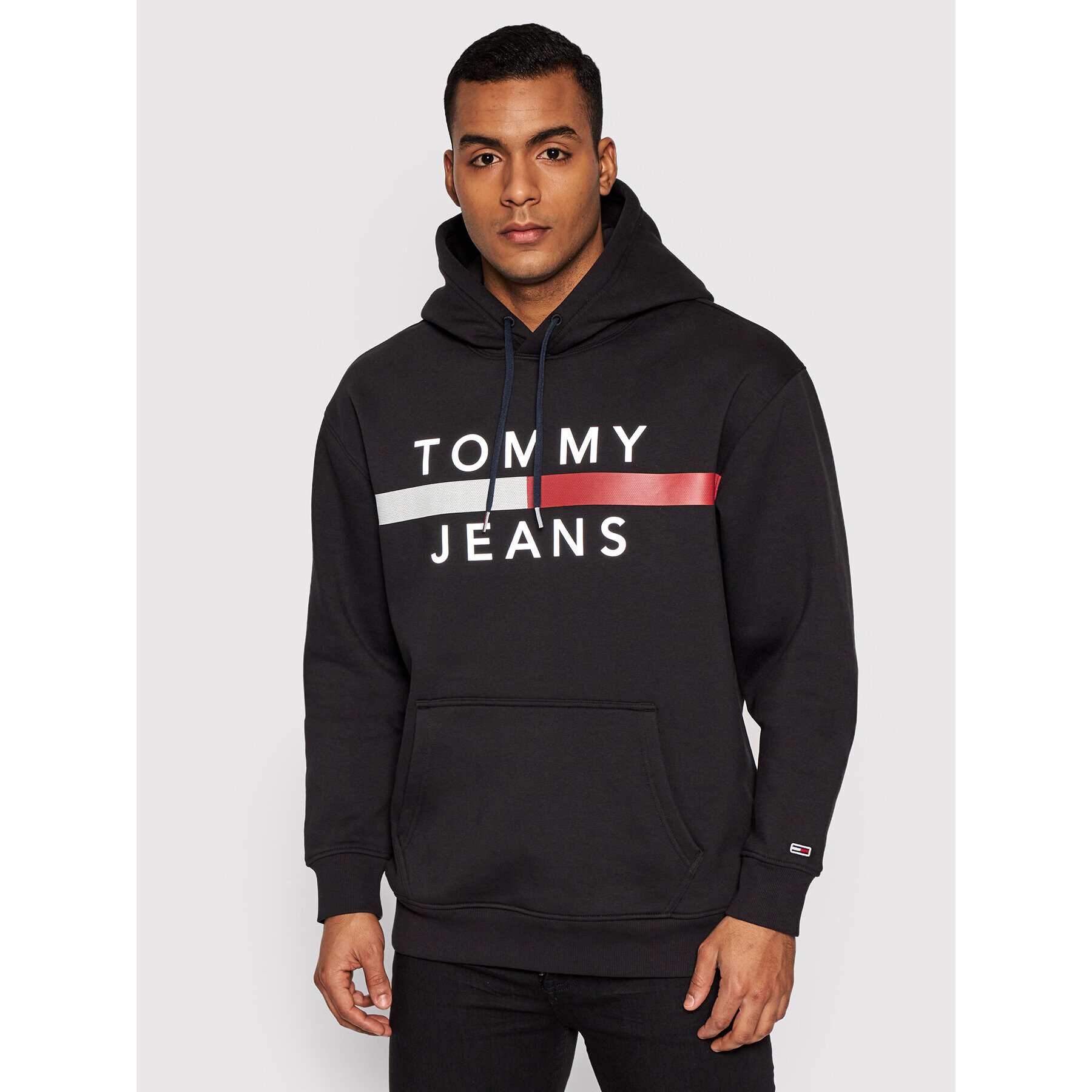 Tommy Jeans Pulóver Reflective Flag DM0DM07410 Fekete Relaxed Fit - Pepit.hu