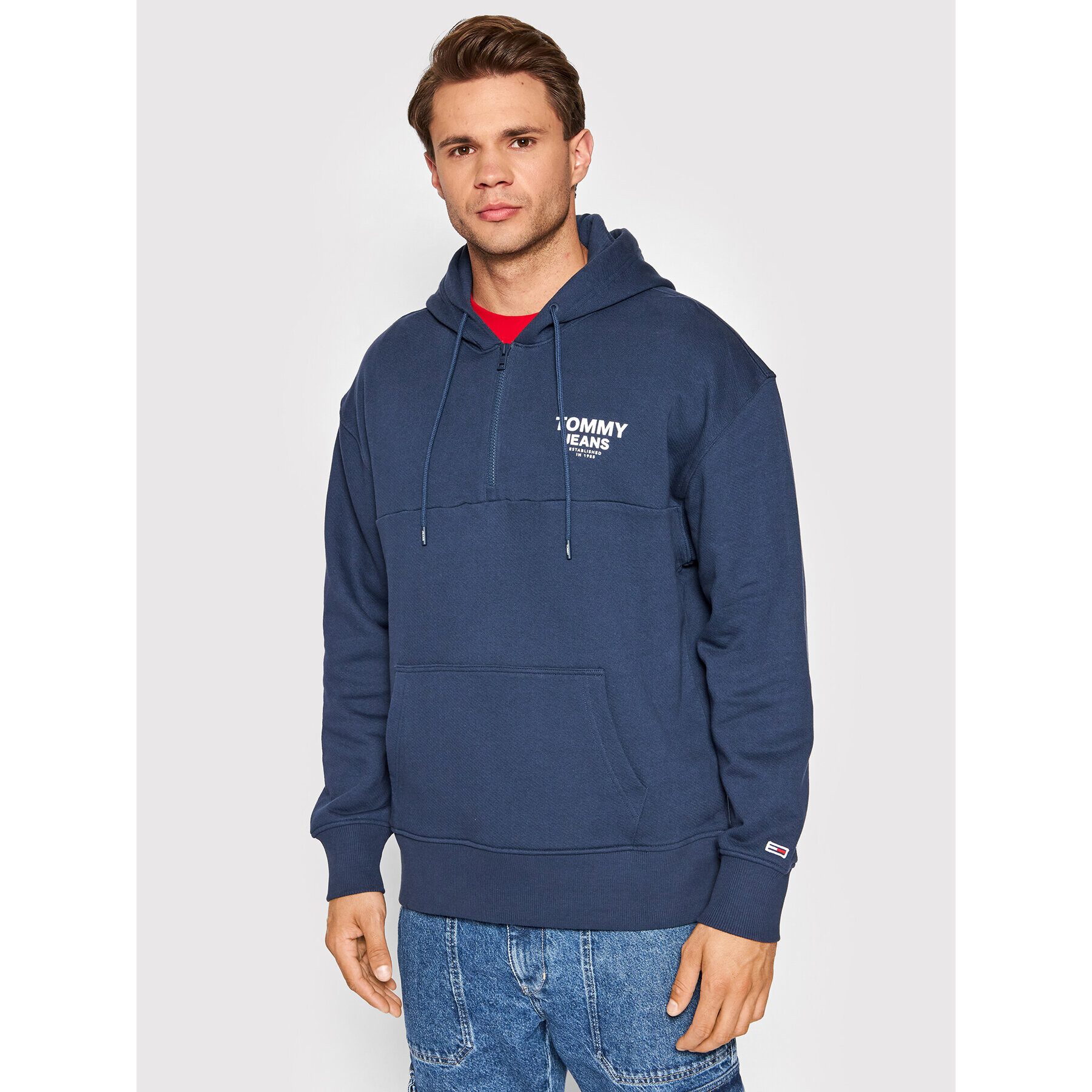 Tommy Jeans Pulóver Tape DM0DM12934 Sötétkék Regular Fit - Pepit.hu