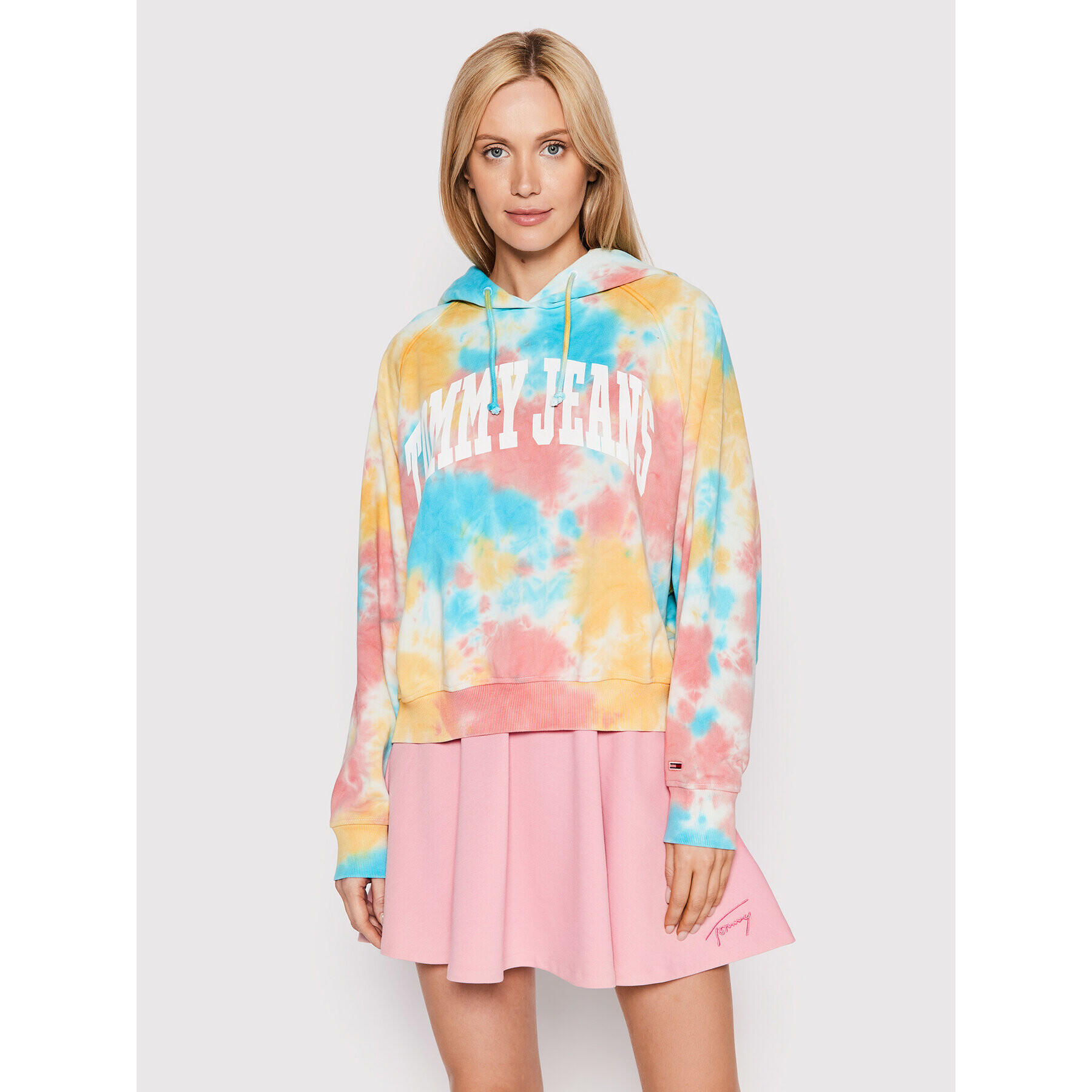 Tommy Jeans Pulóver Tie Dye College DW0DW12720 Színes Relaxed Fit - Pepit.hu