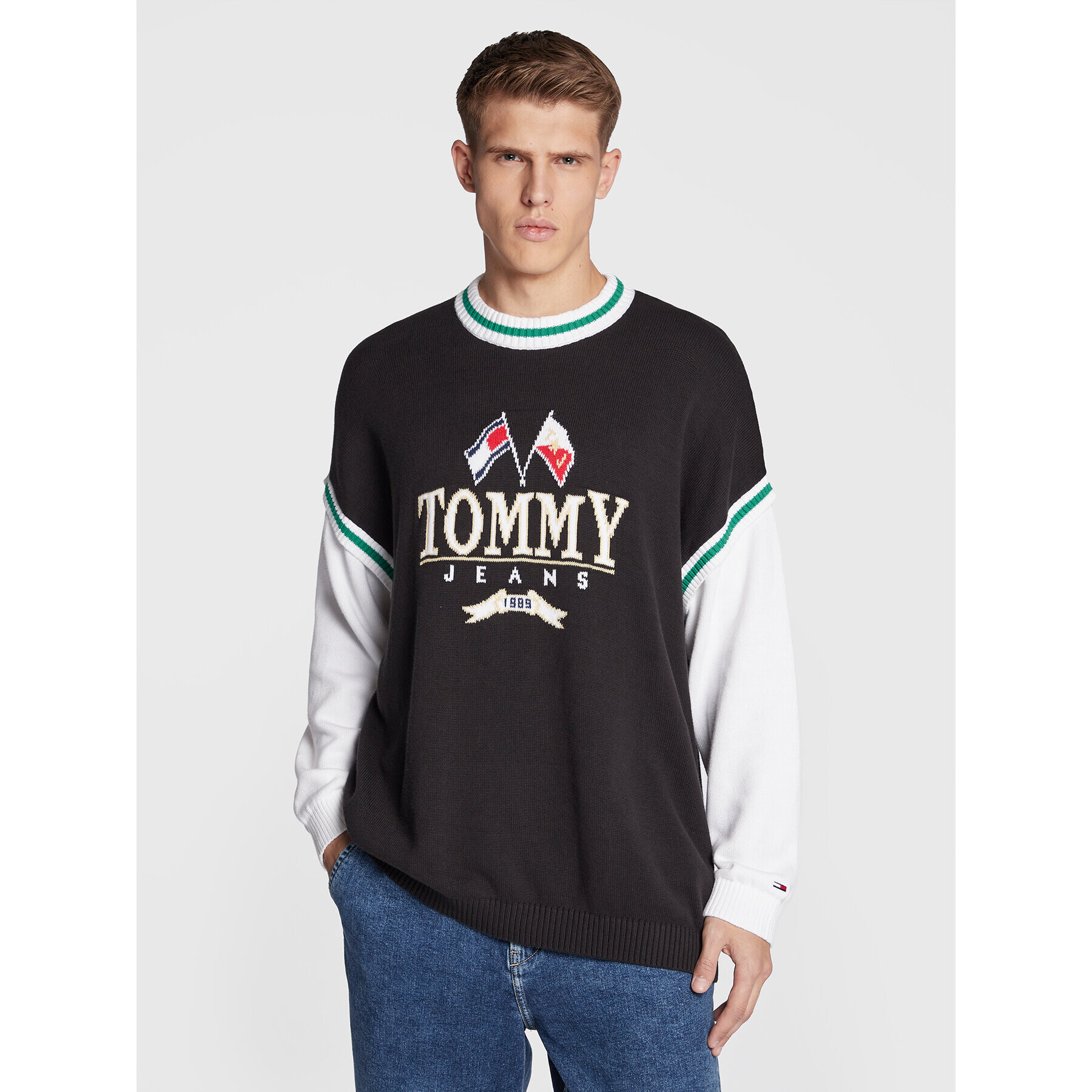 Tommy Jeans Sweater Skater Modern Prep DM0DM15156 Fekete Relaxed Fit - Pepit.hu