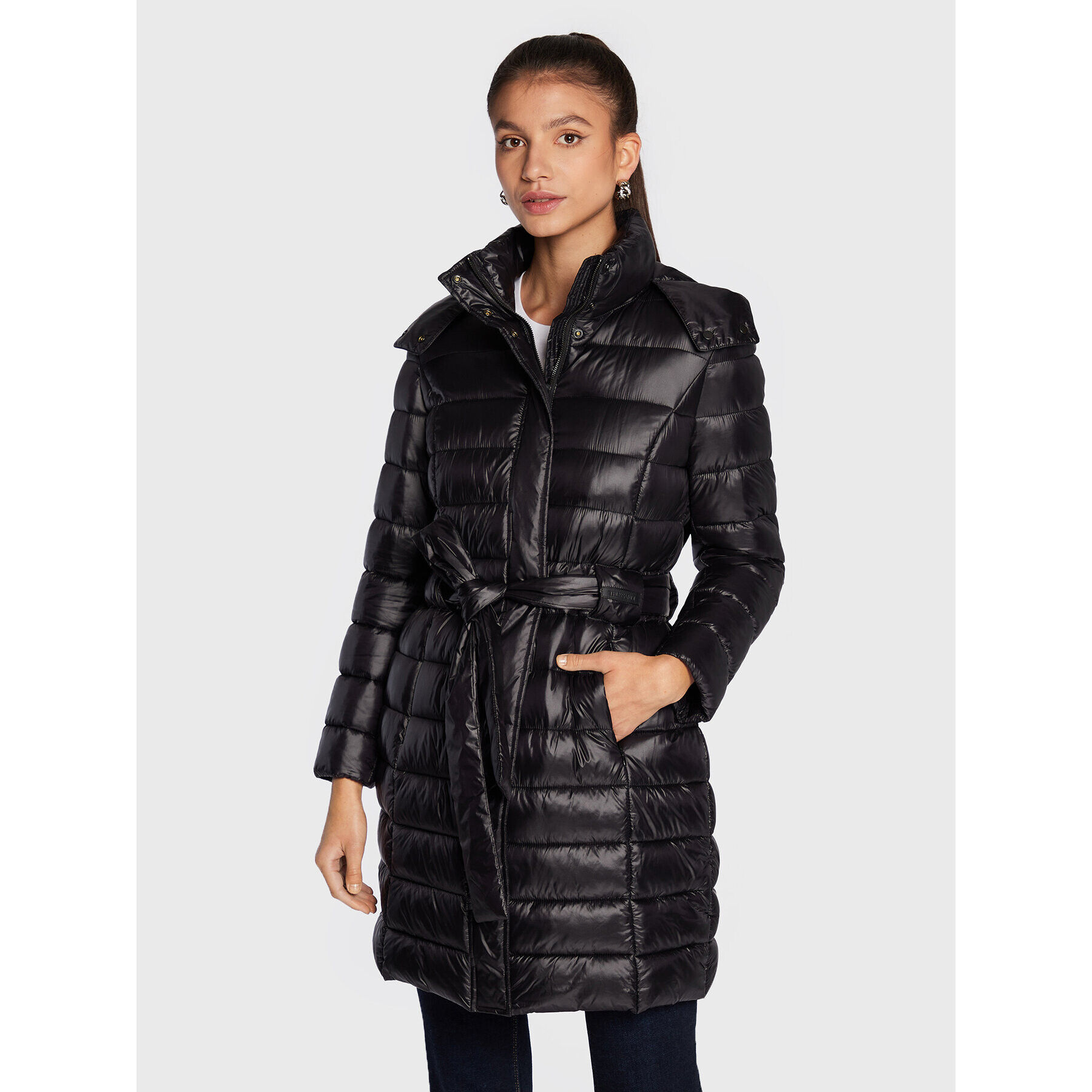 Trussardi Pehelykabát 56S00802 Fekete Regular Fit - Pepit.hu