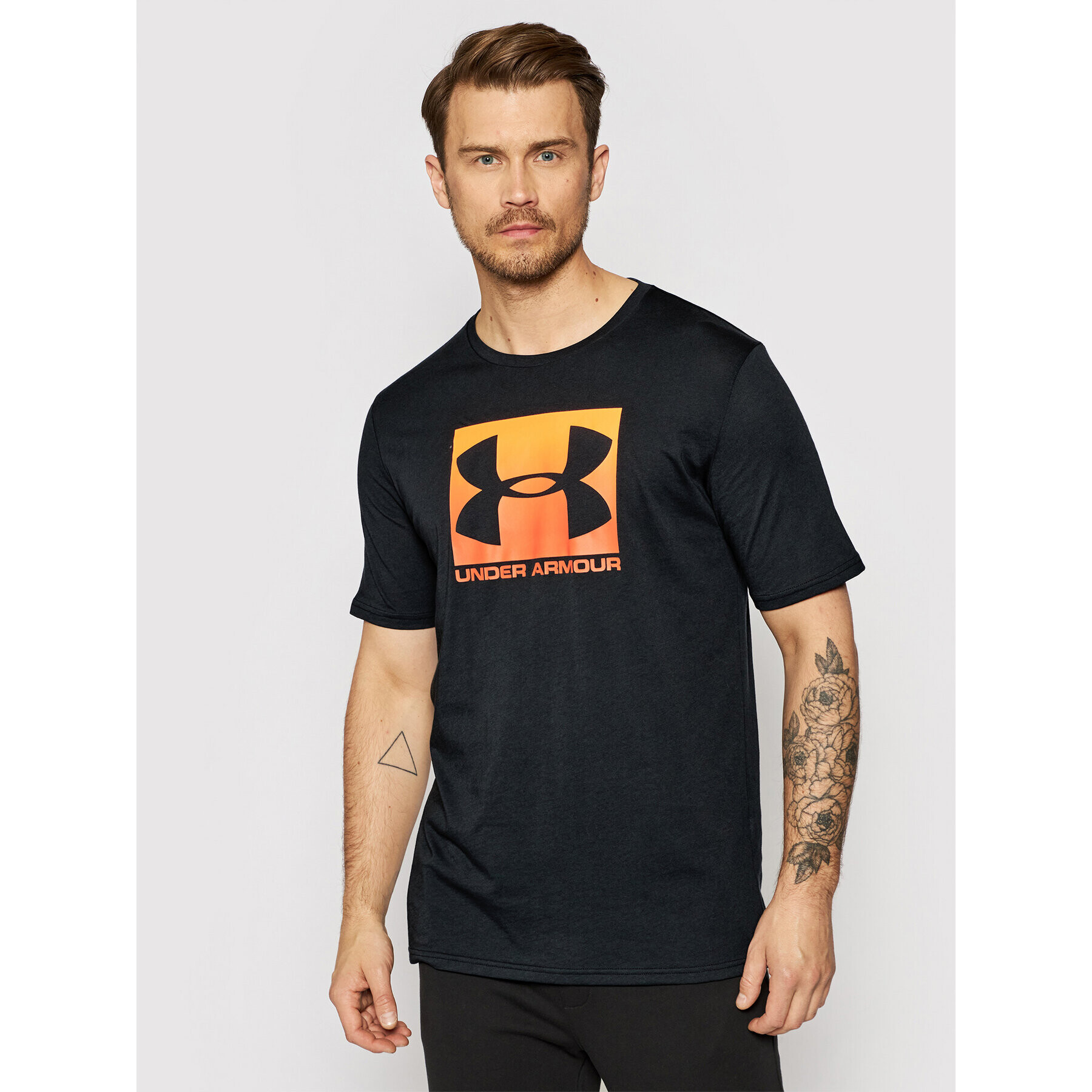 Under Armour Póló Ua Boxed Sportstyle 1329581 Fekete Loose Fit - Pepit.hu