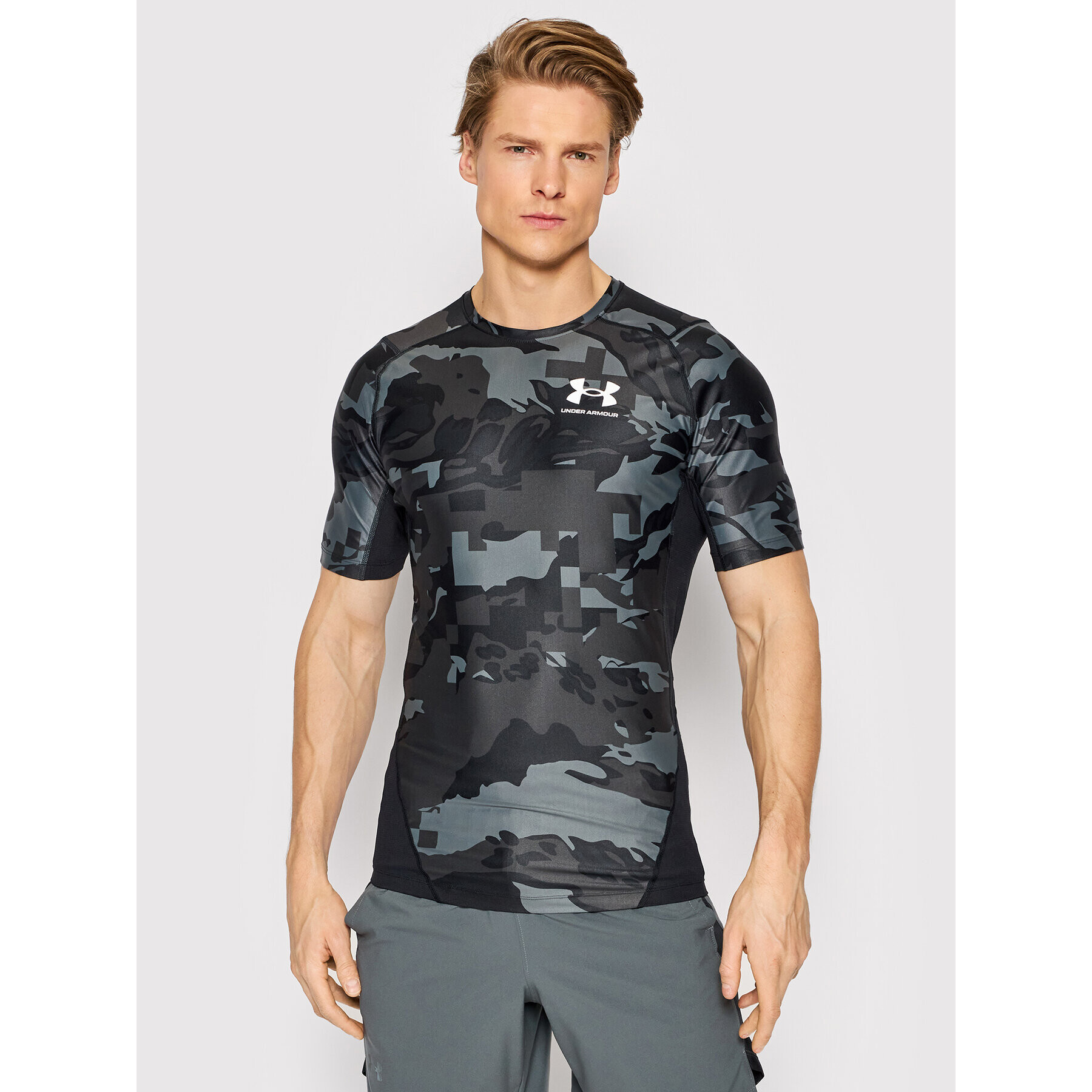 Under Armour Technikai póló Ua Iso-Chill Printed 1361514 Fekete Compression Fit - Pepit.hu