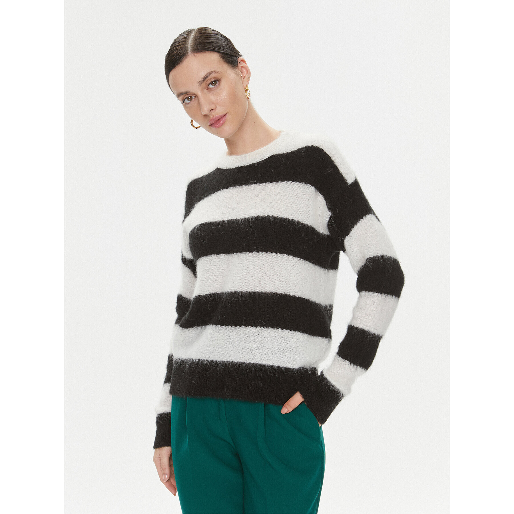 United Colors Of Benetton Sweater 1026E107J Fekete Regular Fit - Pepit.hu