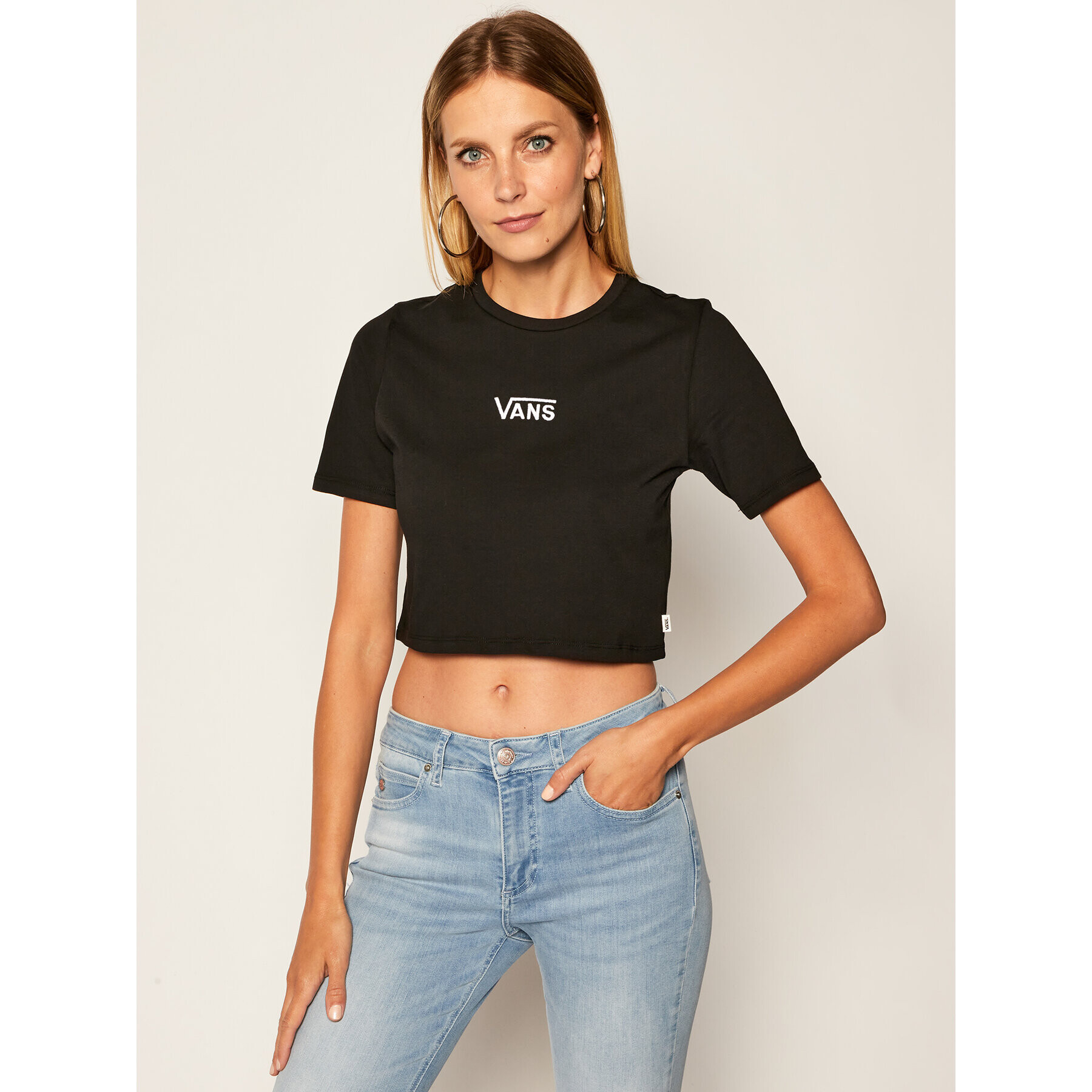 Vans Póló Wm Flying Crop Cre VN0A54QU Fekete Regular Fit - Pepit.hu