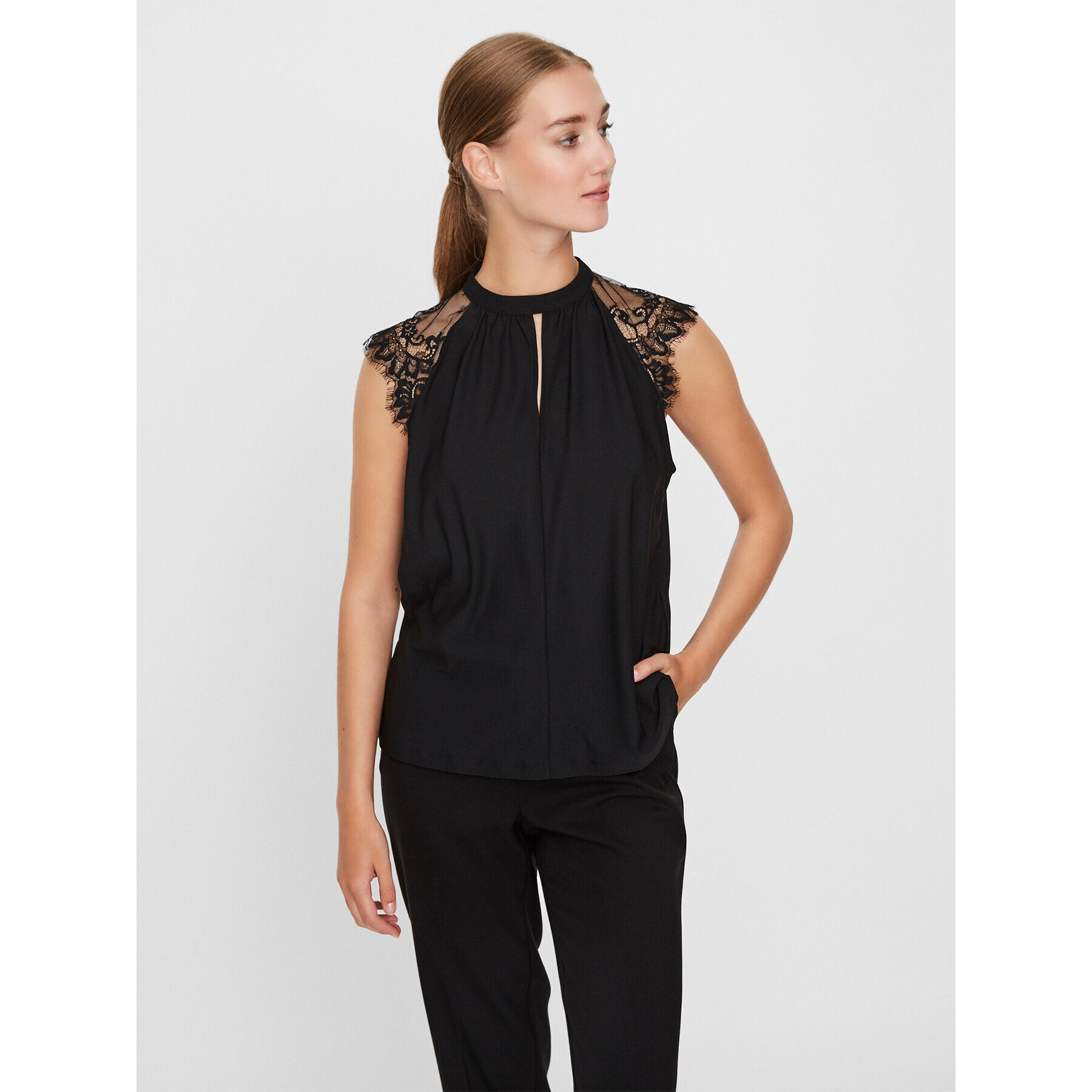 Vero Moda Blúz Milla 10226072 Fekete Regular Fit - Pepit.hu