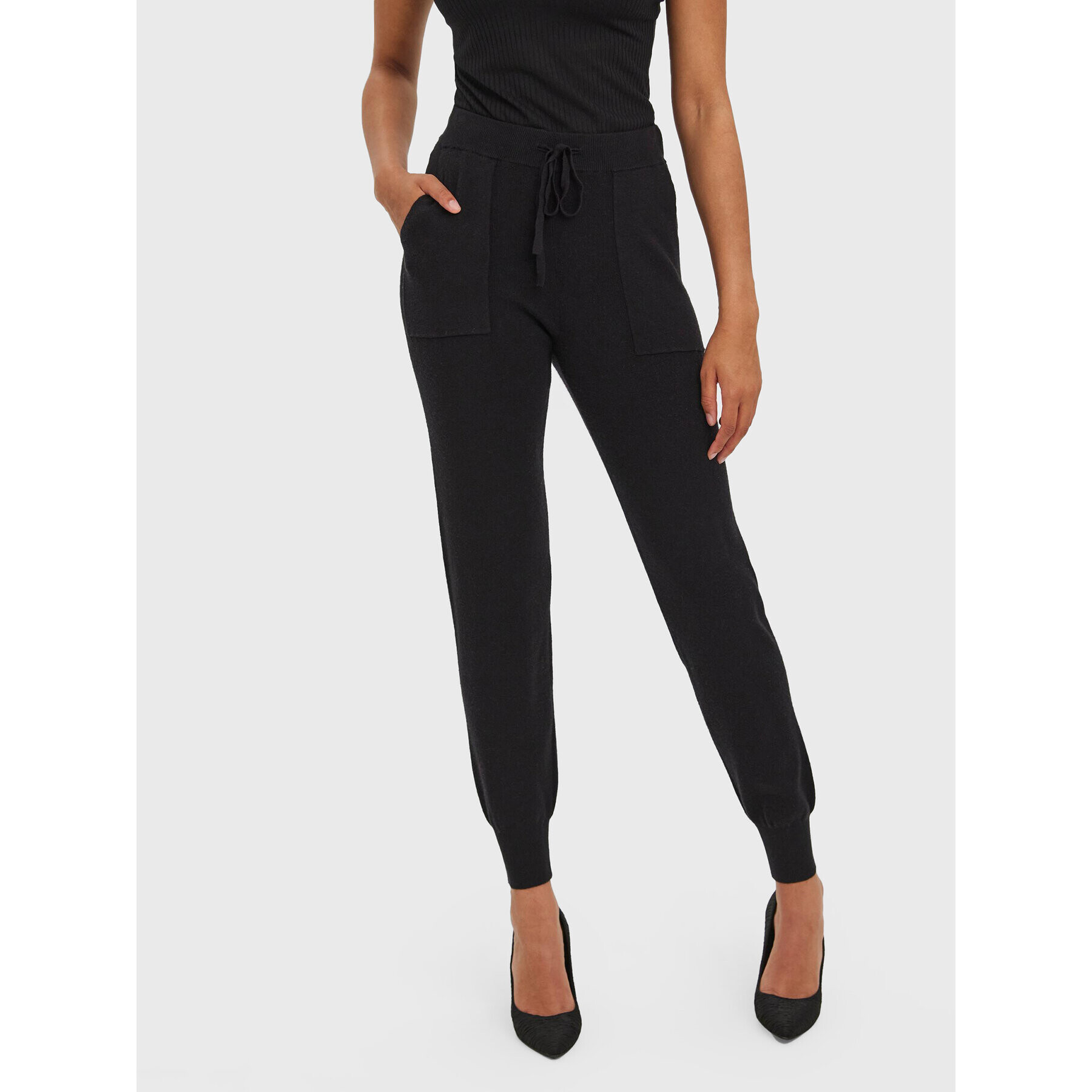 Vero Moda Kötött nadrág Nancy 10270495 Fekete Regular Fit - Pepit.hu